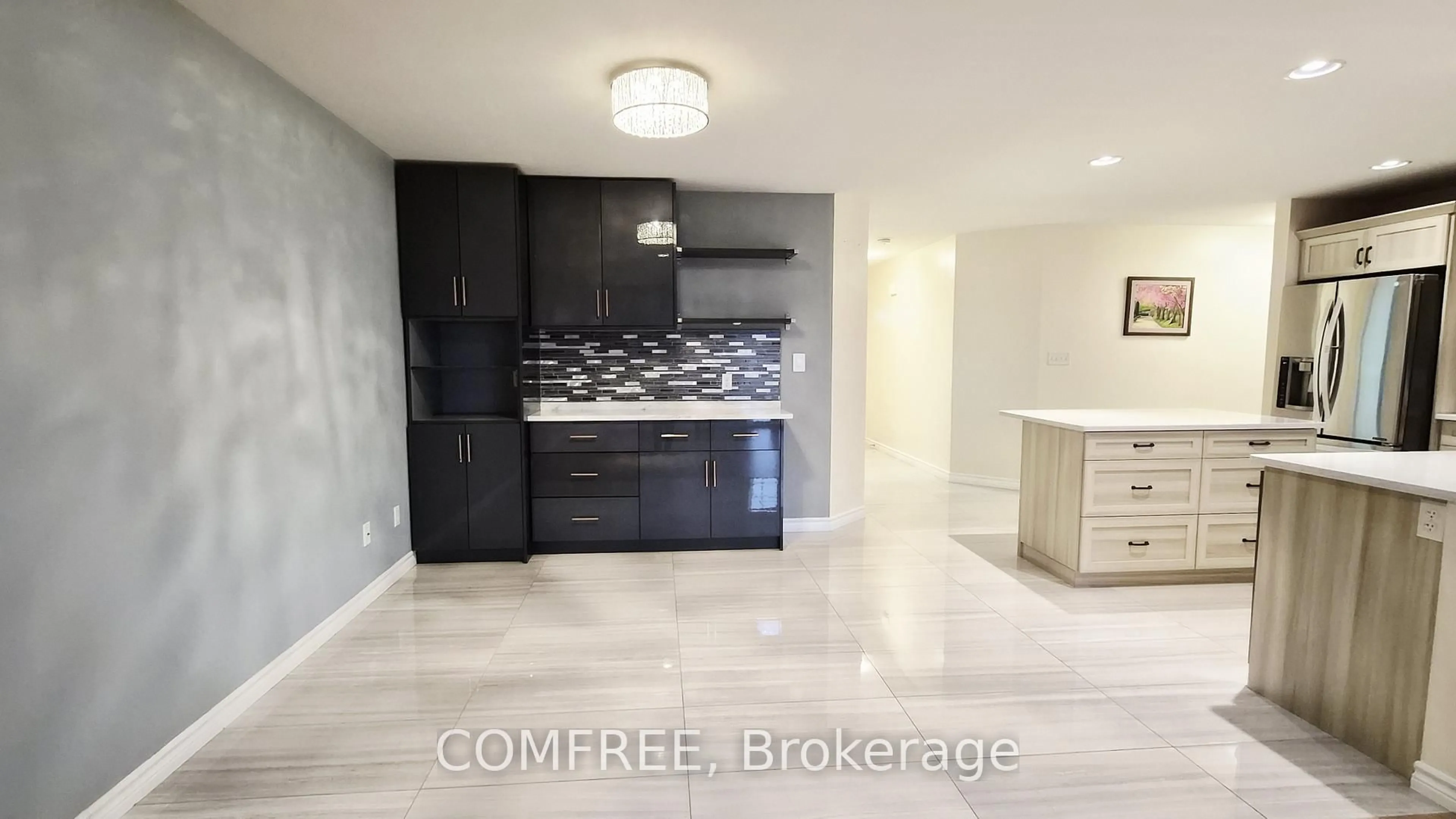 Open concept kitchen, ceramic/tile floor for 10219 Beverly Glen St, Windsor Ontario N8P 0C2