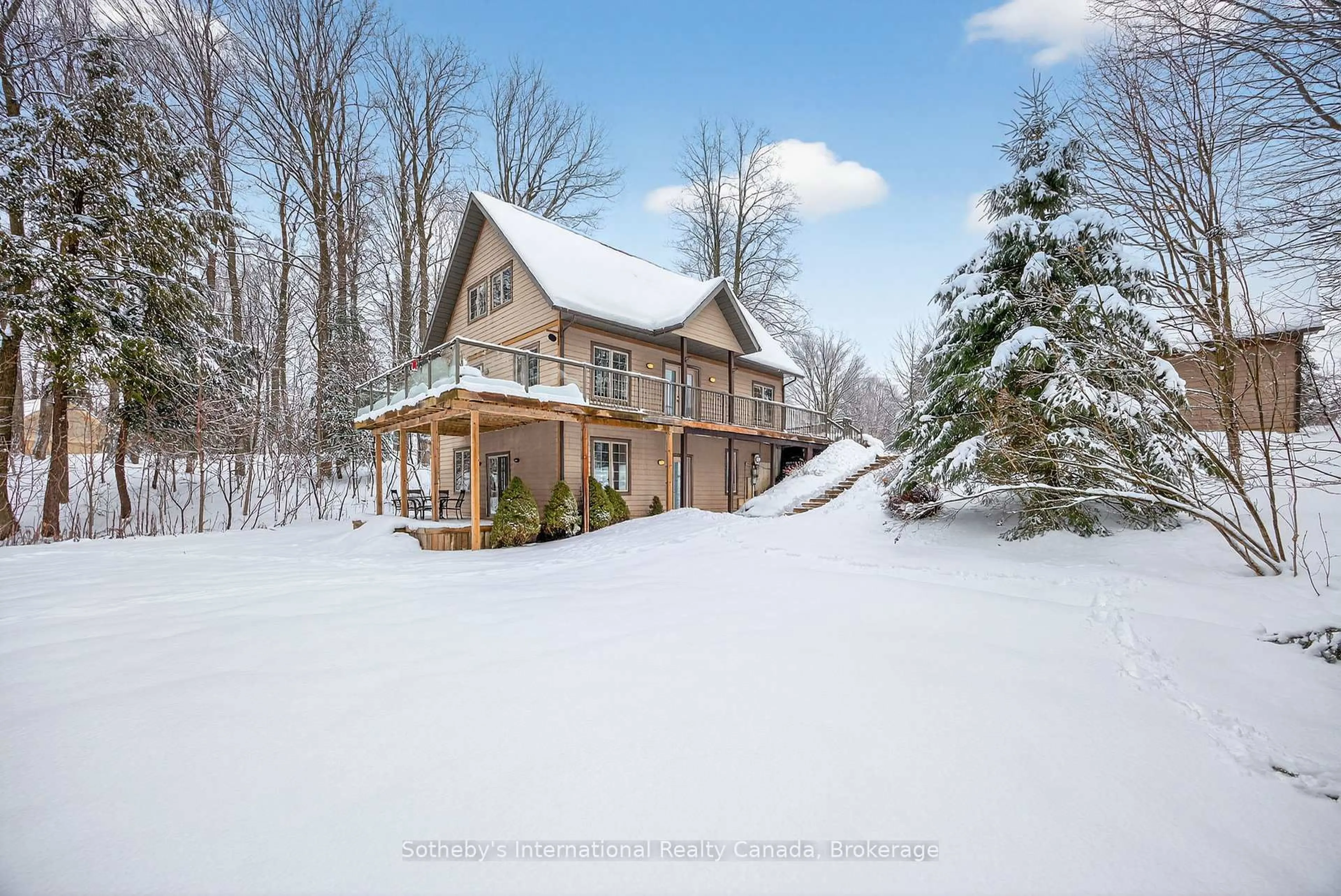 A pic from outside/outdoor area/front of a property/back of a property/a pic from drone, unknown for 28 Big Tree Circ, Mulmur Ontario L9V 3M3