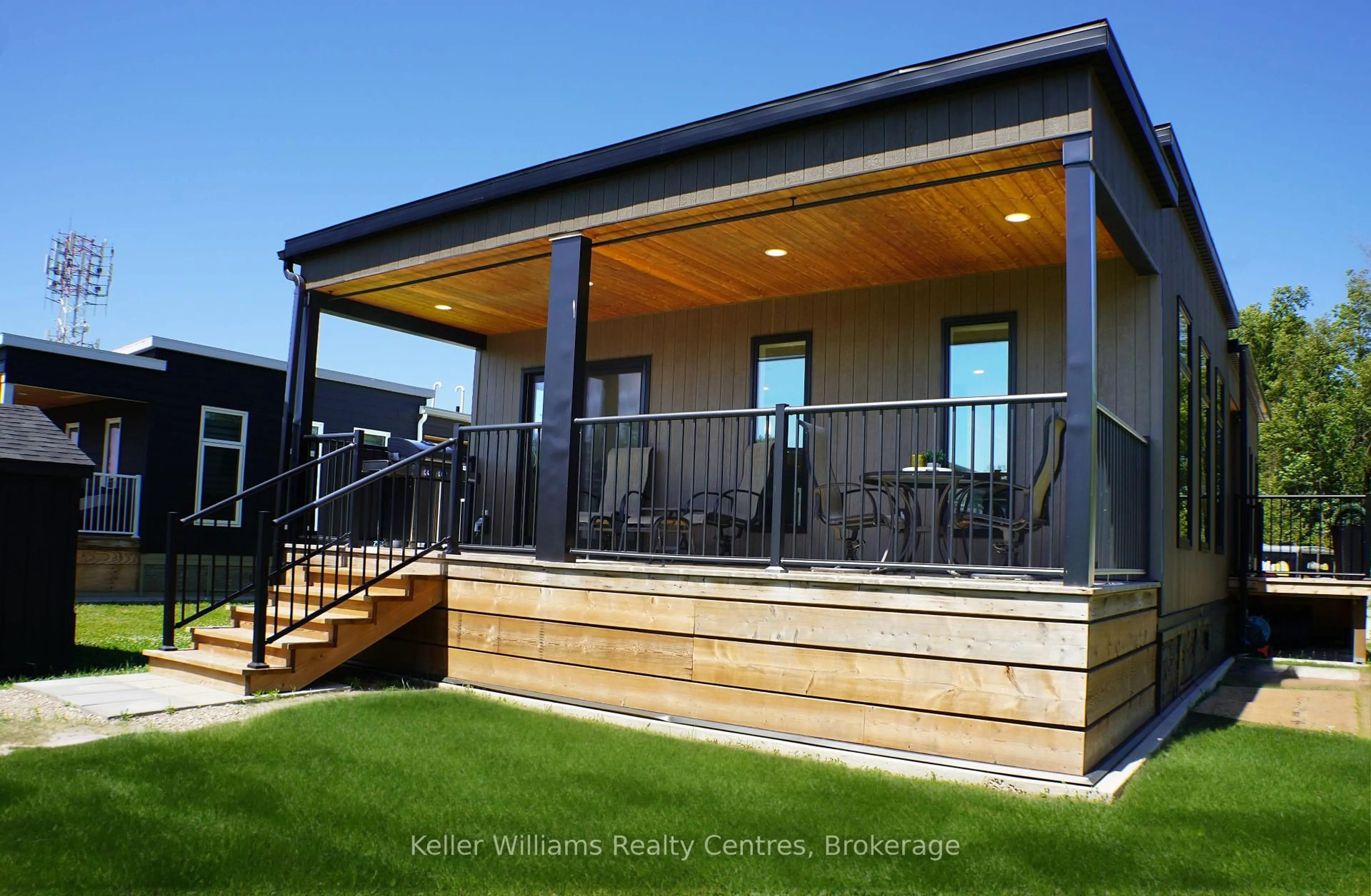 Home with vinyl exterior material, water/lake/river/ocean view for 5007 Highway 21 Highway #1510, Saugeen Shores Ontario N0H 2C5