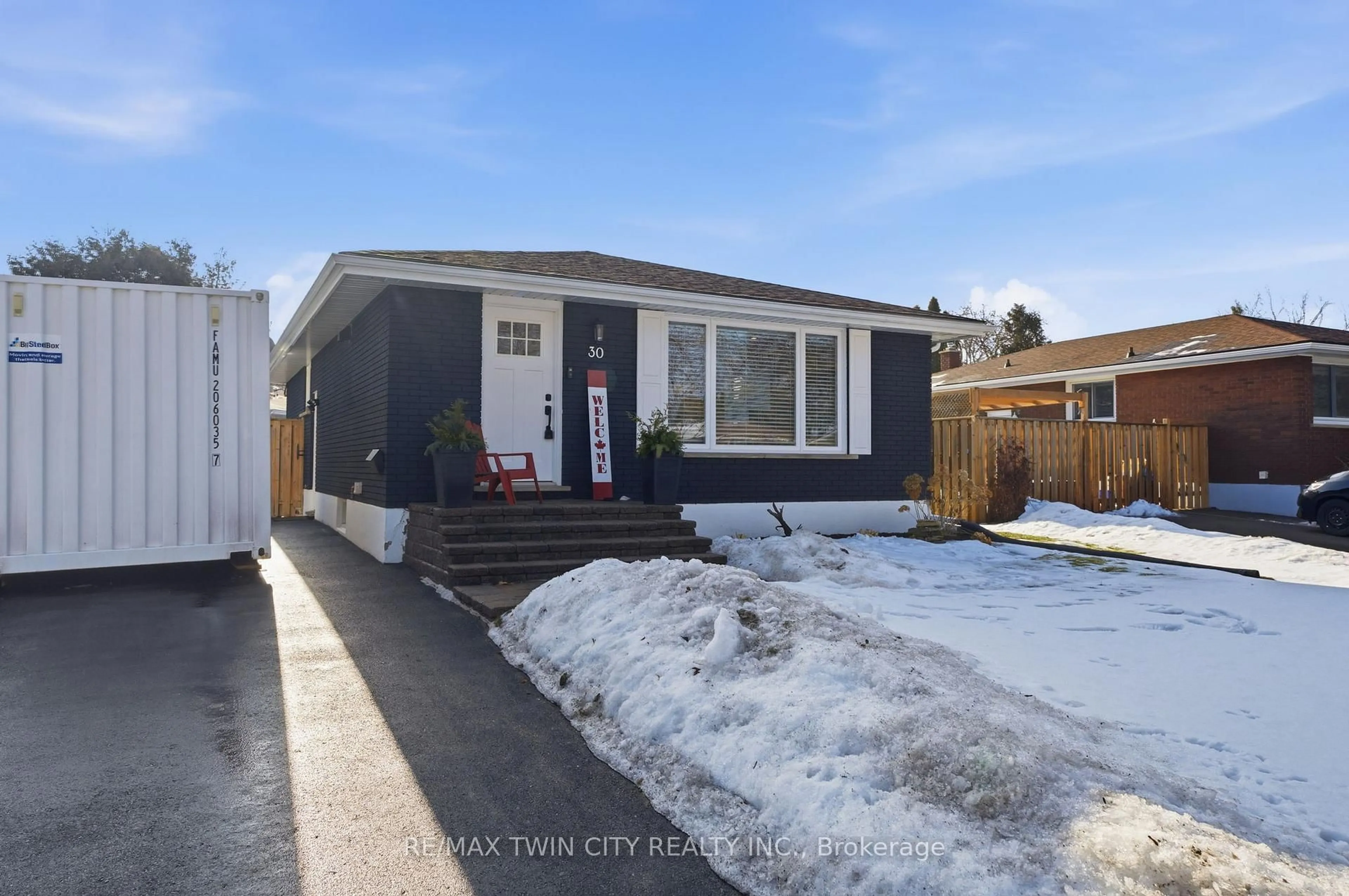 Home with vinyl exterior material, street for 30 Allanton Blvd, Brantford Ontario N3R 3C1