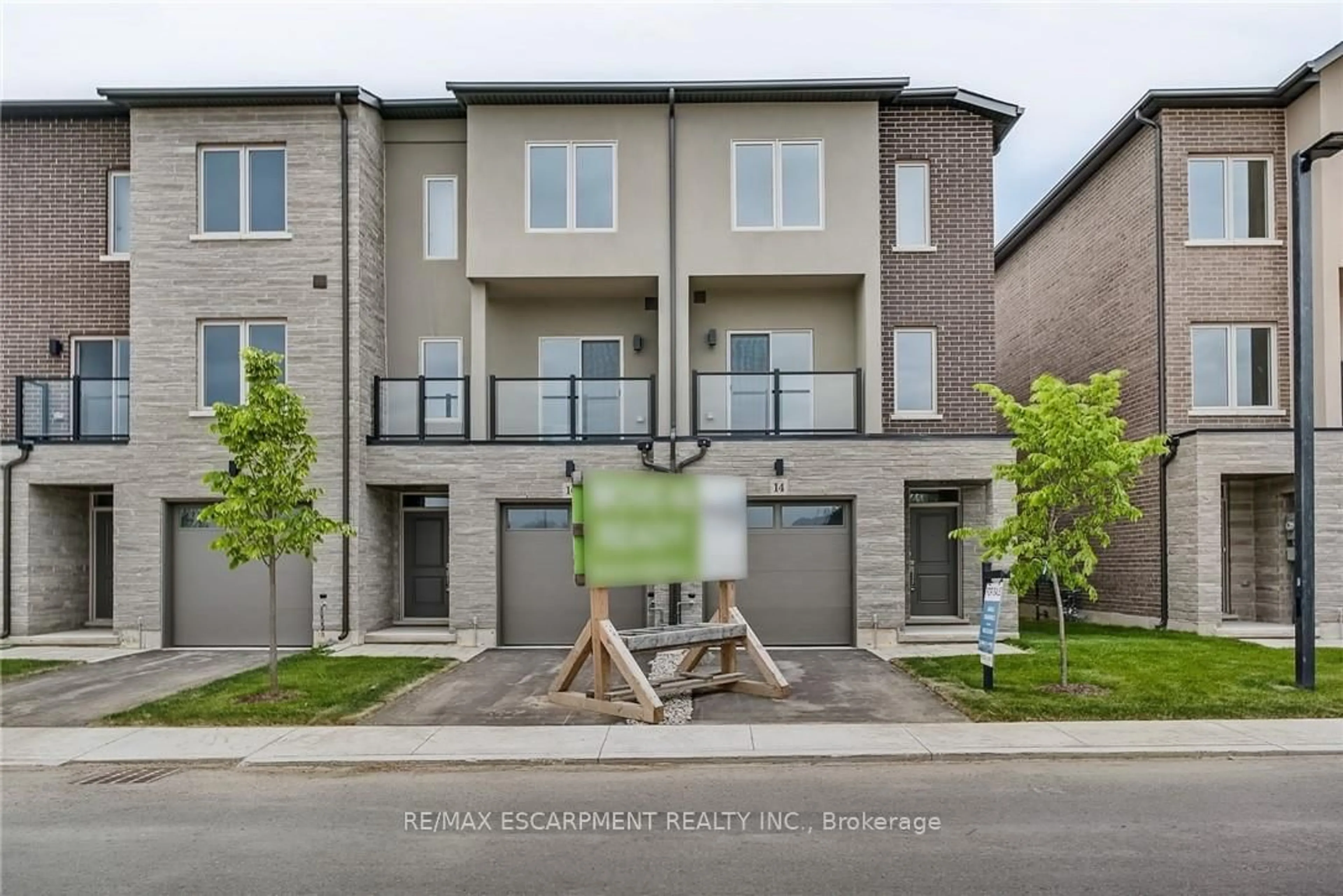 Unknown for 14 Clear Valley Lane, Hamilton Ontario L0R 1W0