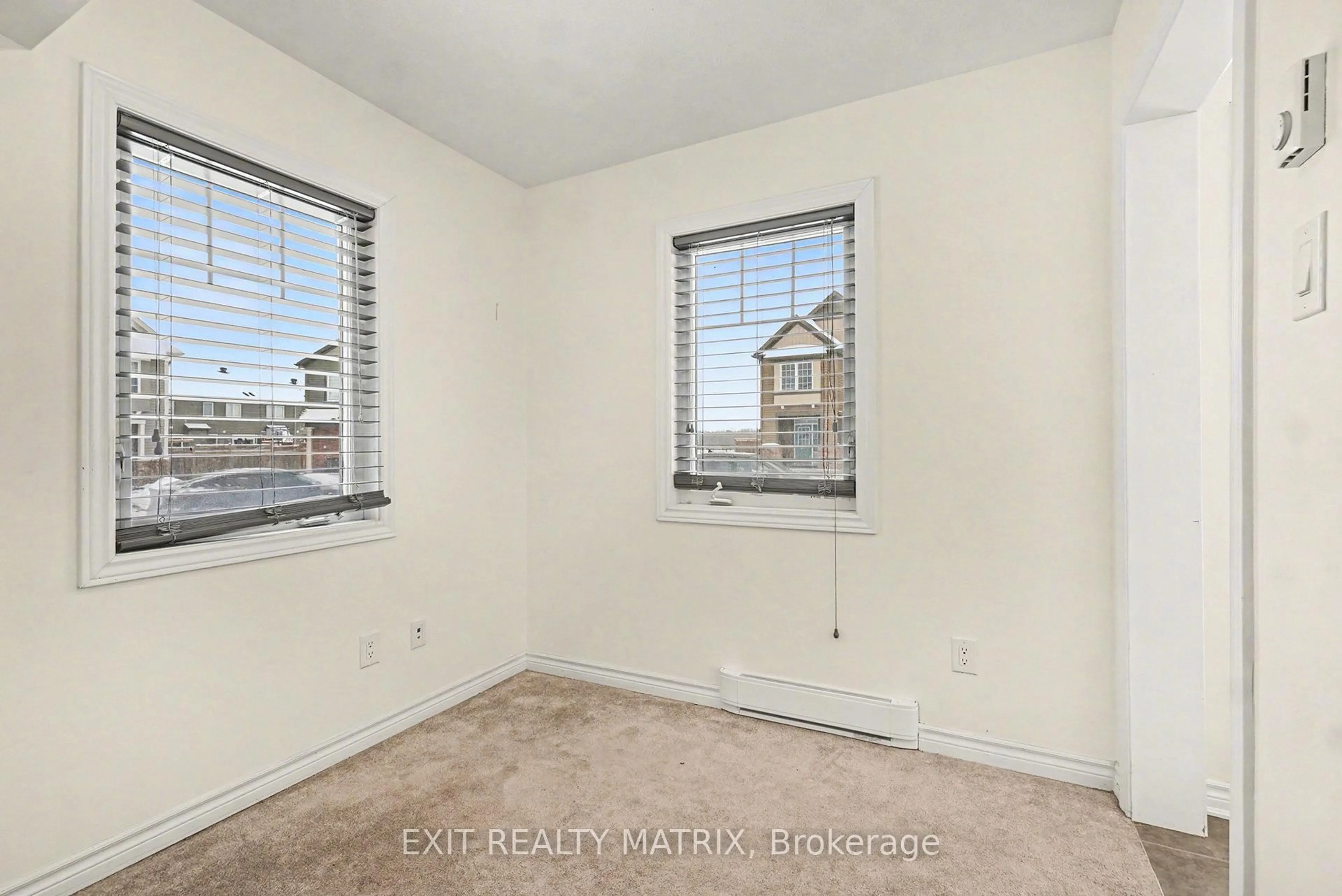 A pic of a room for 370 Willow Aster Circ, Ottawa Ontario K4A 1C8