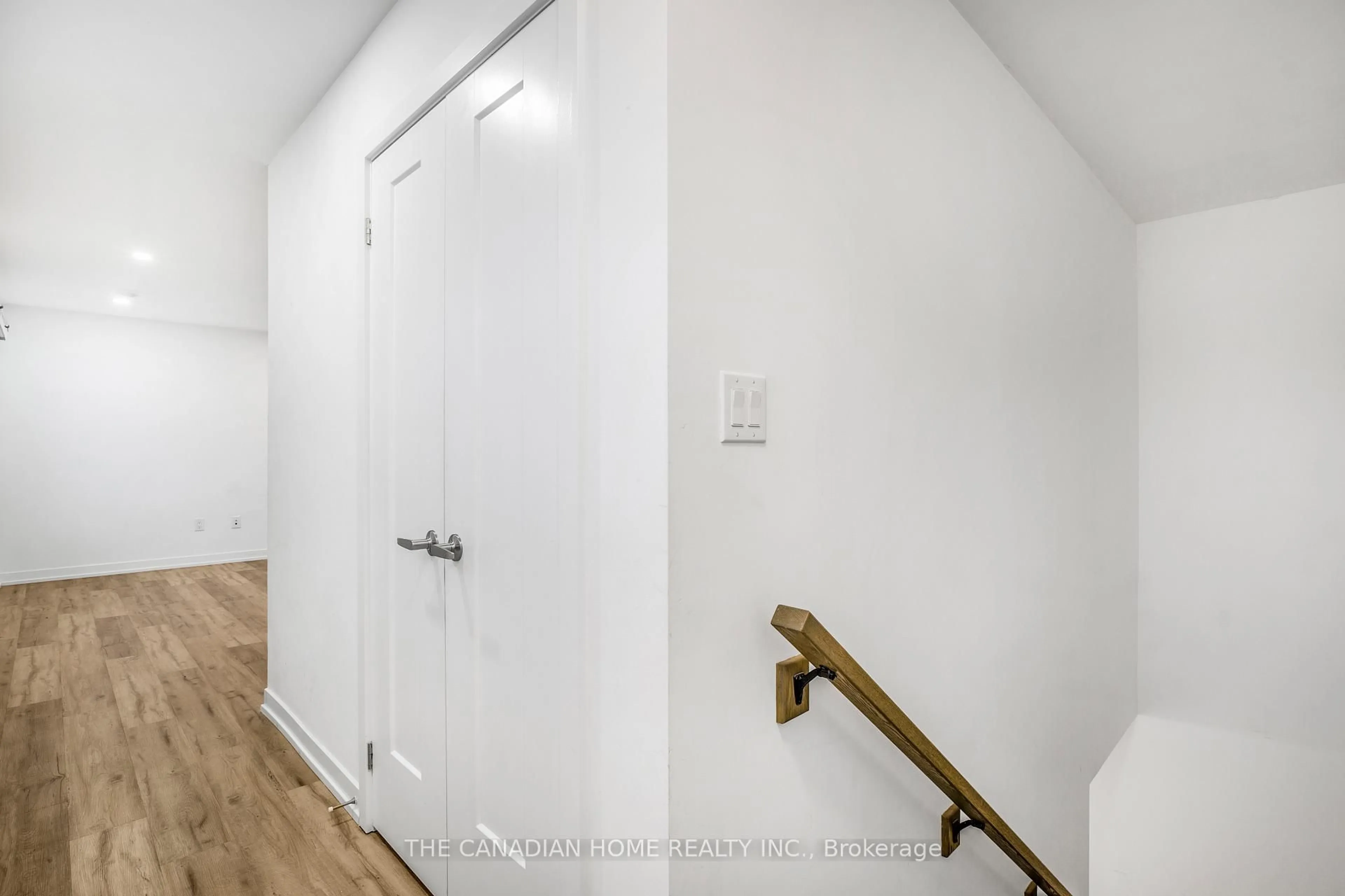 Unknown for 4263 FOURTH Ave #UNIT 332, Niagara Falls Ontario L2E 0C2