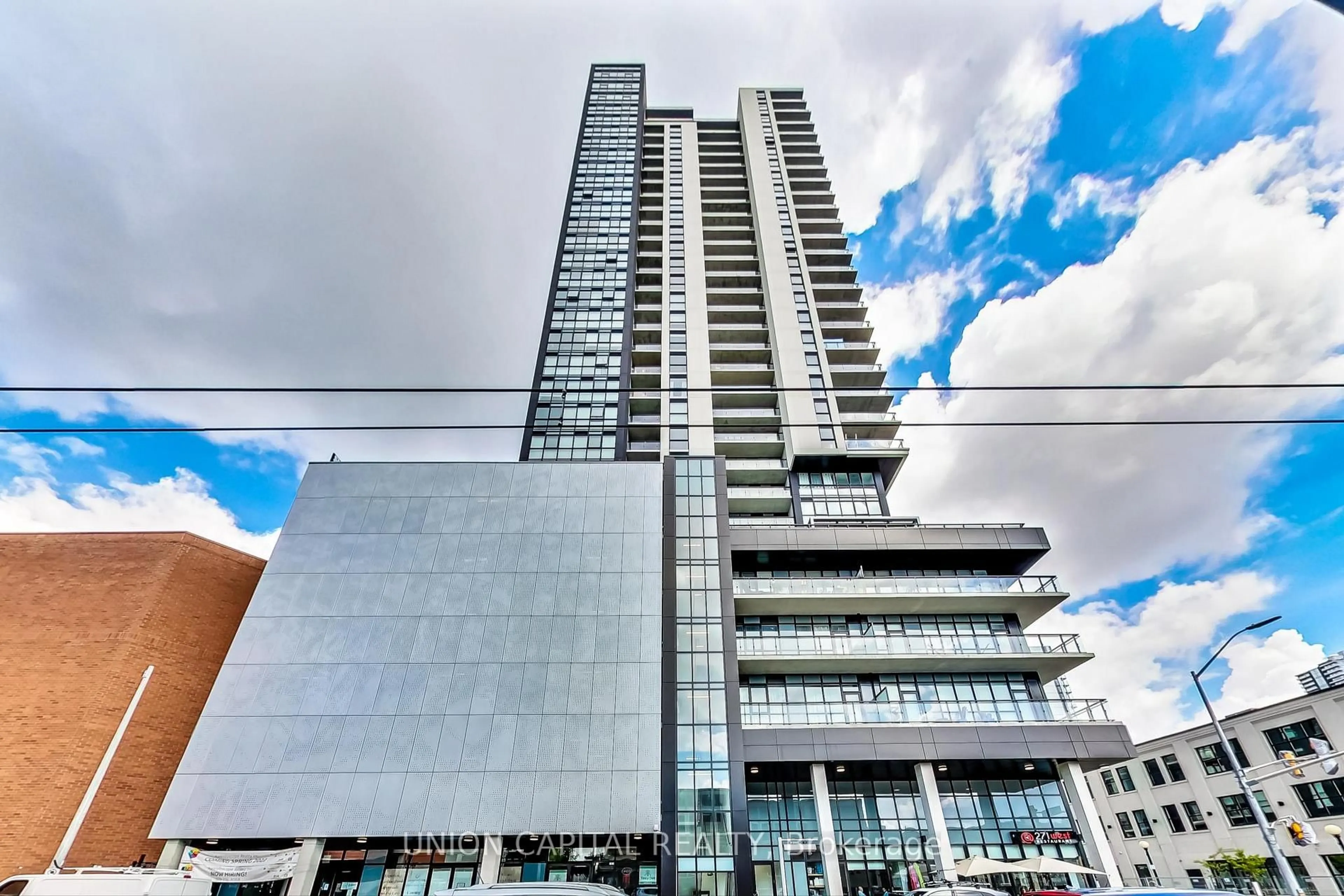 Unknown for 60 Charles St #801, Kitchener Ontario N2G 0C9