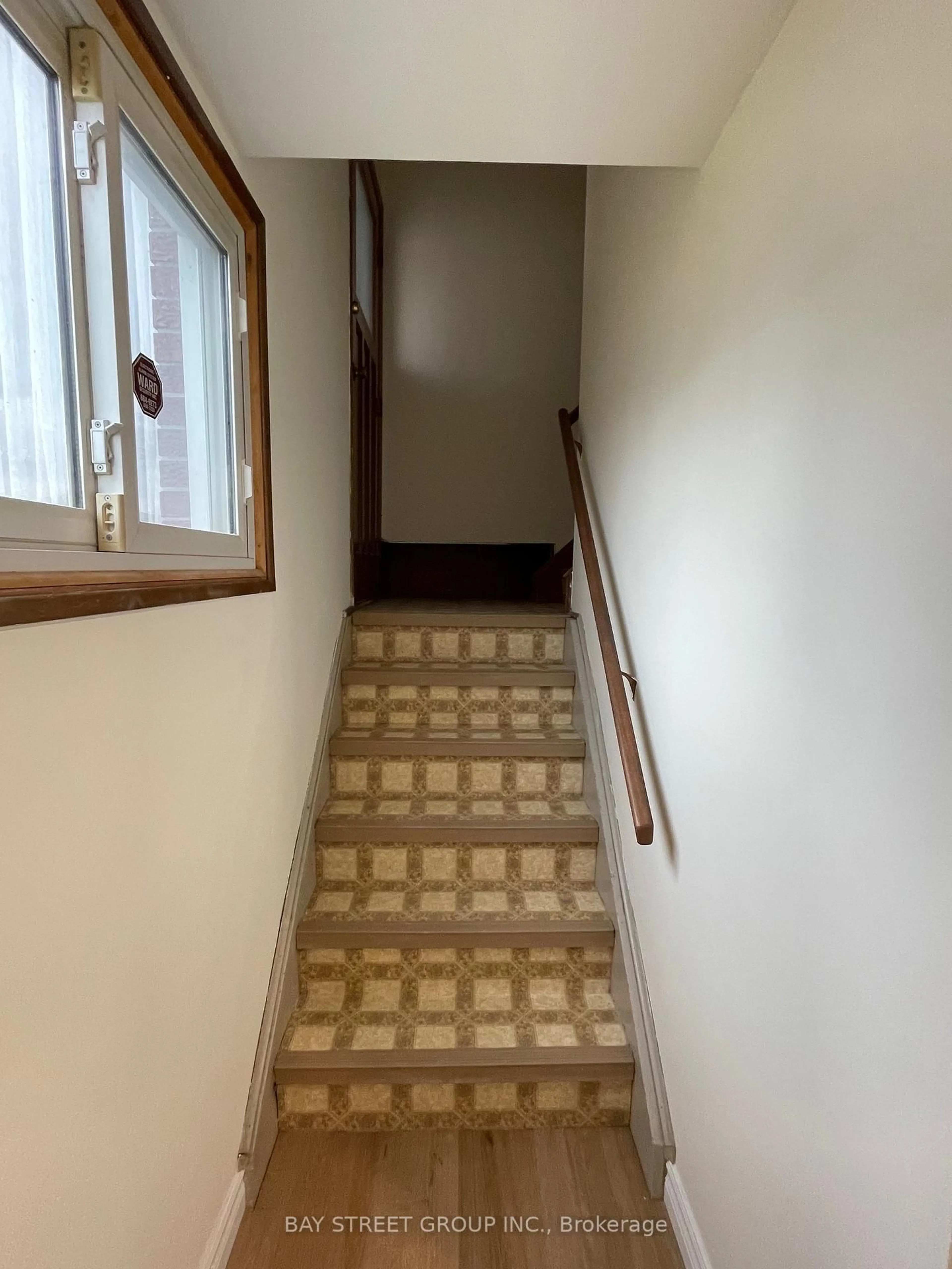 Unknown for 6826 Stokes St, Niagara Falls Ontario L2G 2H3