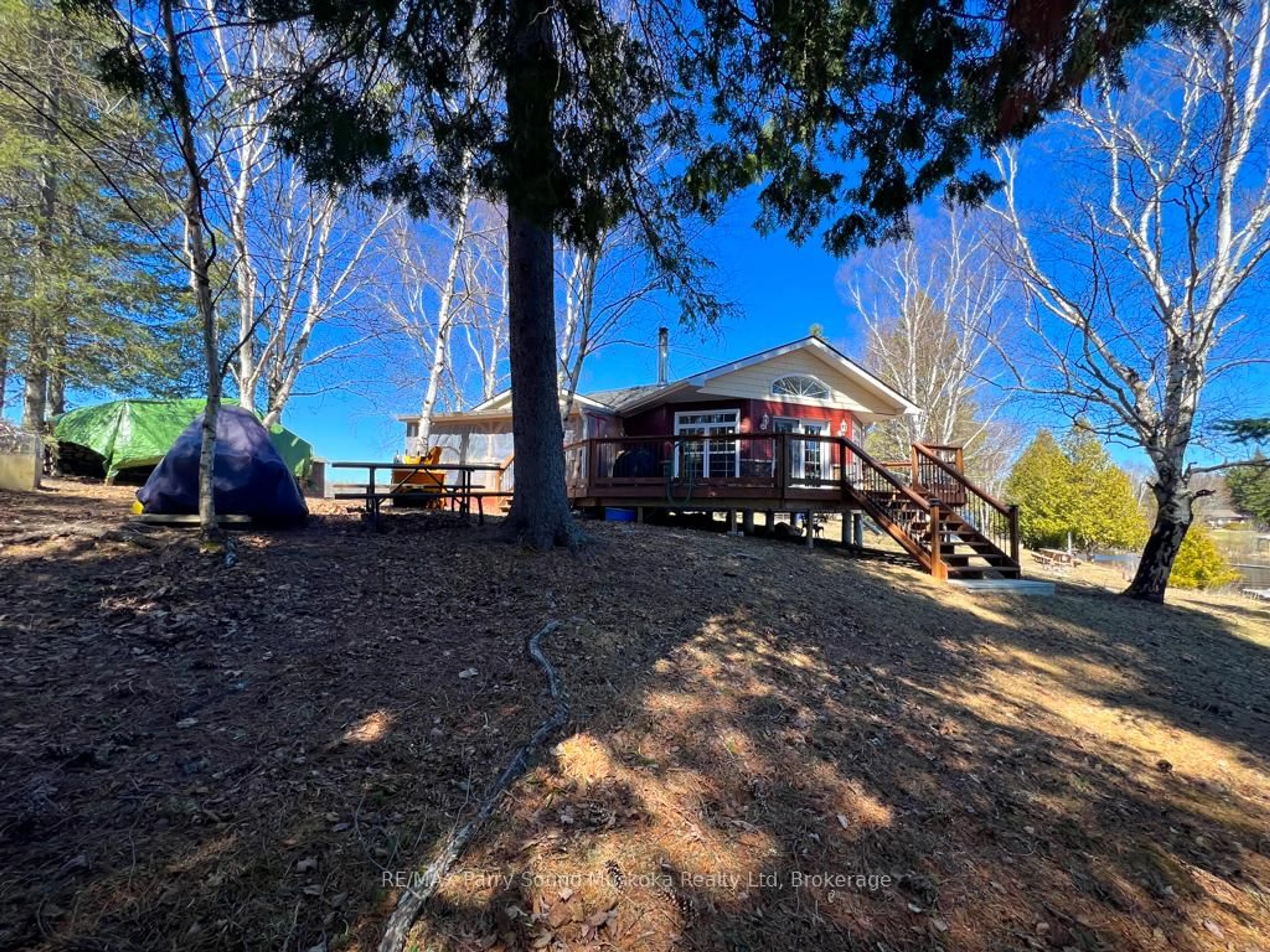 A pic from outside/outdoor area/front of a property/back of a property/a pic from drone, unknown for 400C WHITESTONE LAKE Rd, Whitestone Ontario P0A 1G0