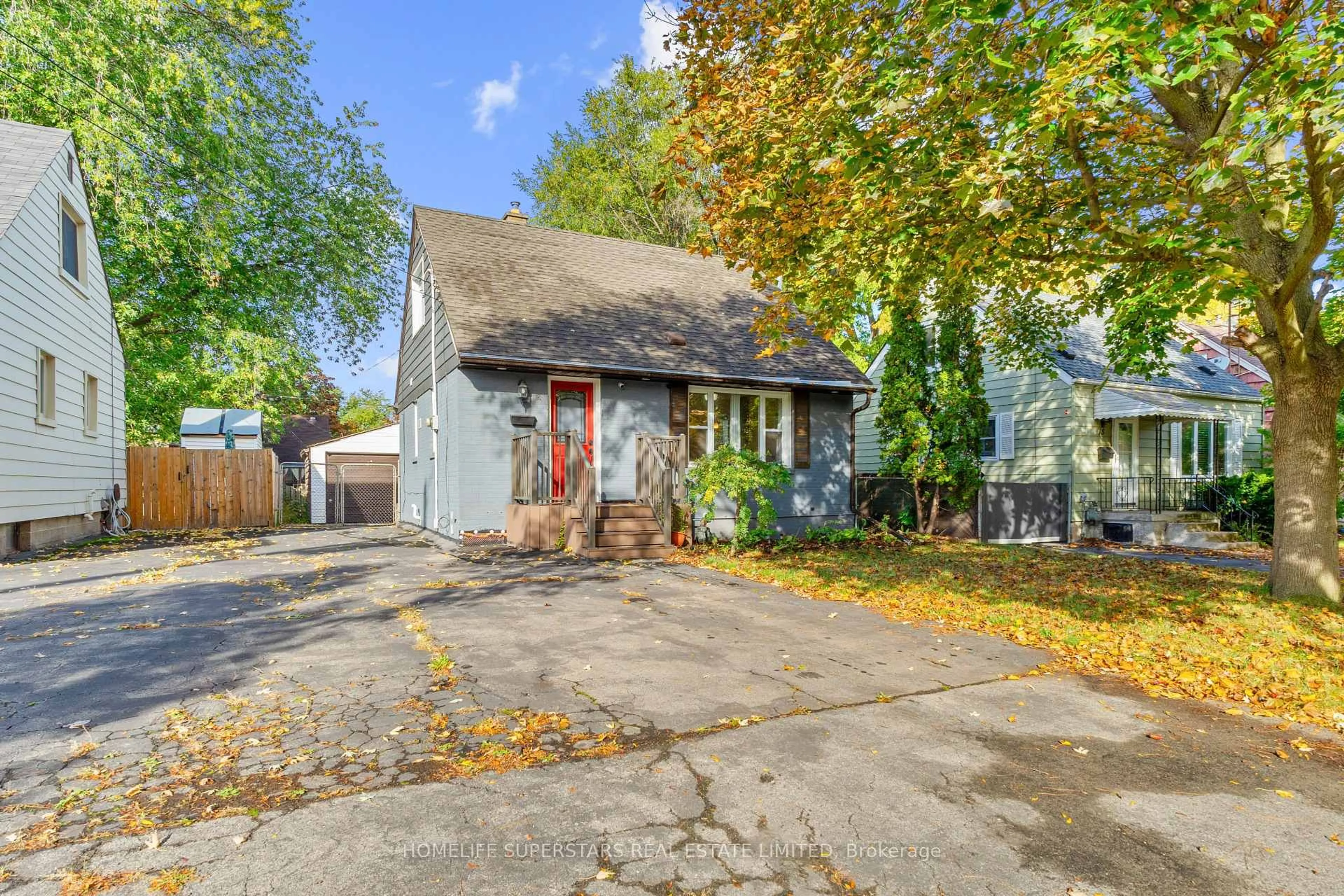 Unknown for 13 Lewis St, Hamilton Ontario L8H 6C3