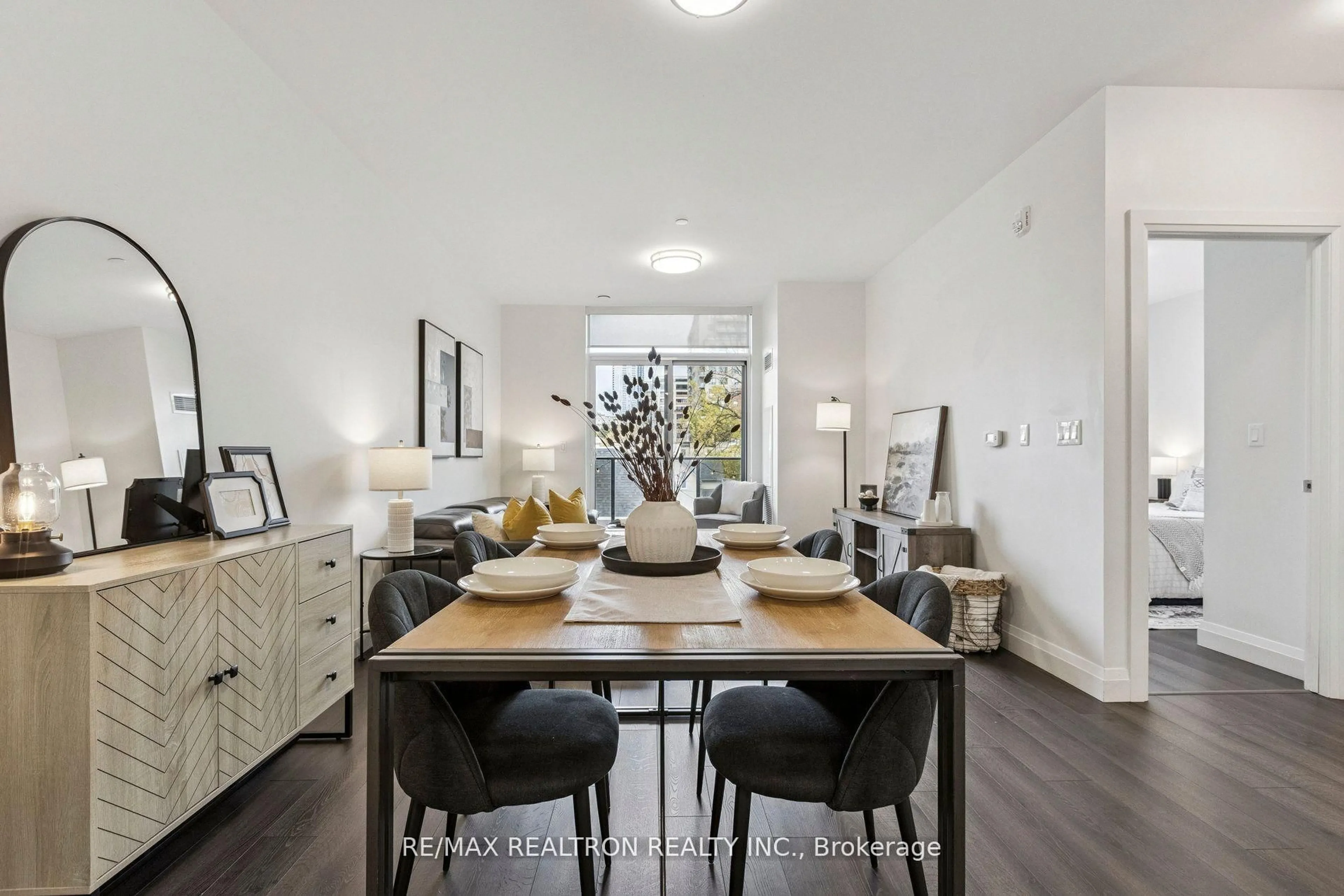 Dining room, unknown for 399 Queen St #313, Kitchener Ontario N2G 0C4