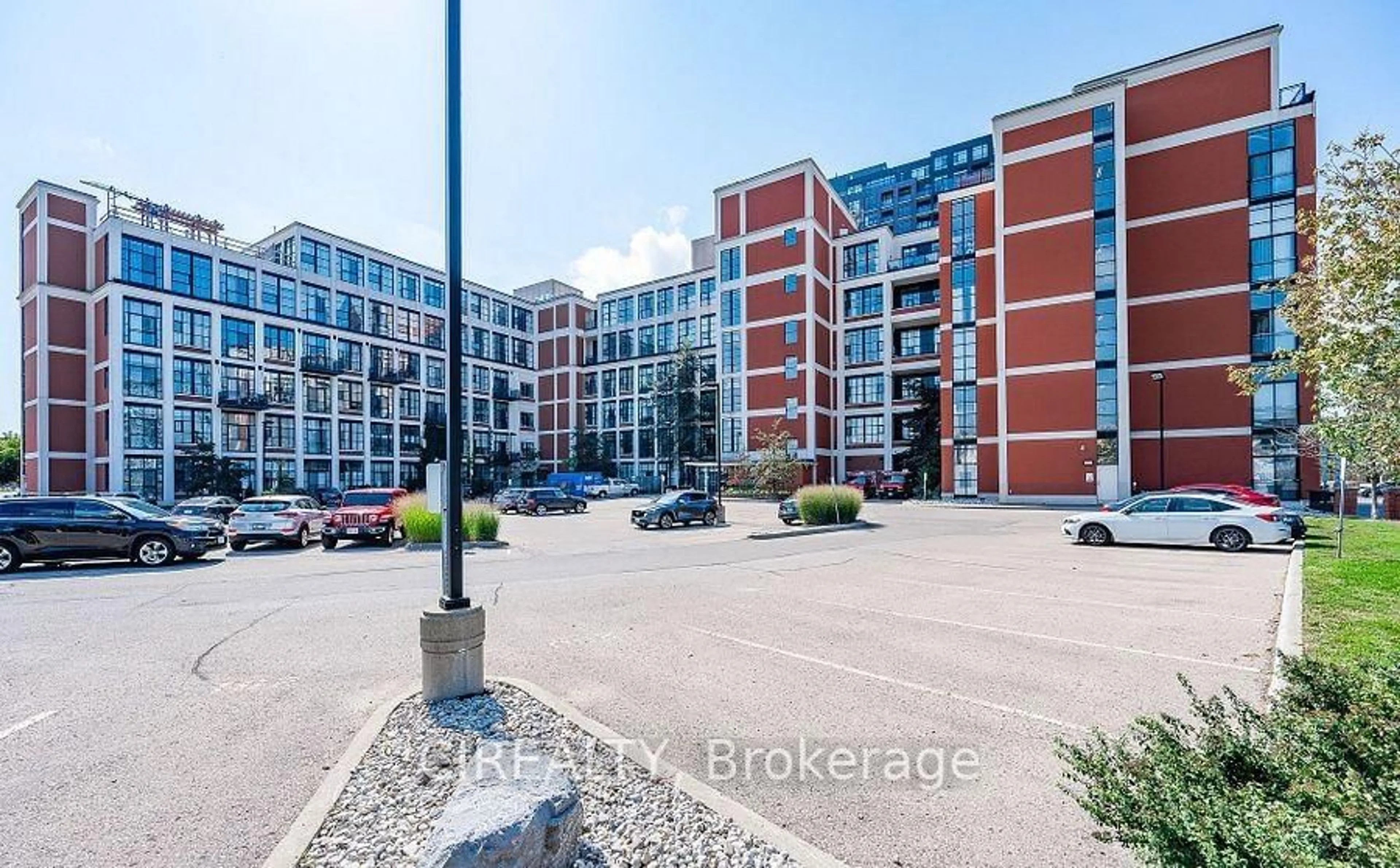 Unknown for 410 King St #424, Kitchener Ontario N2G 1C3