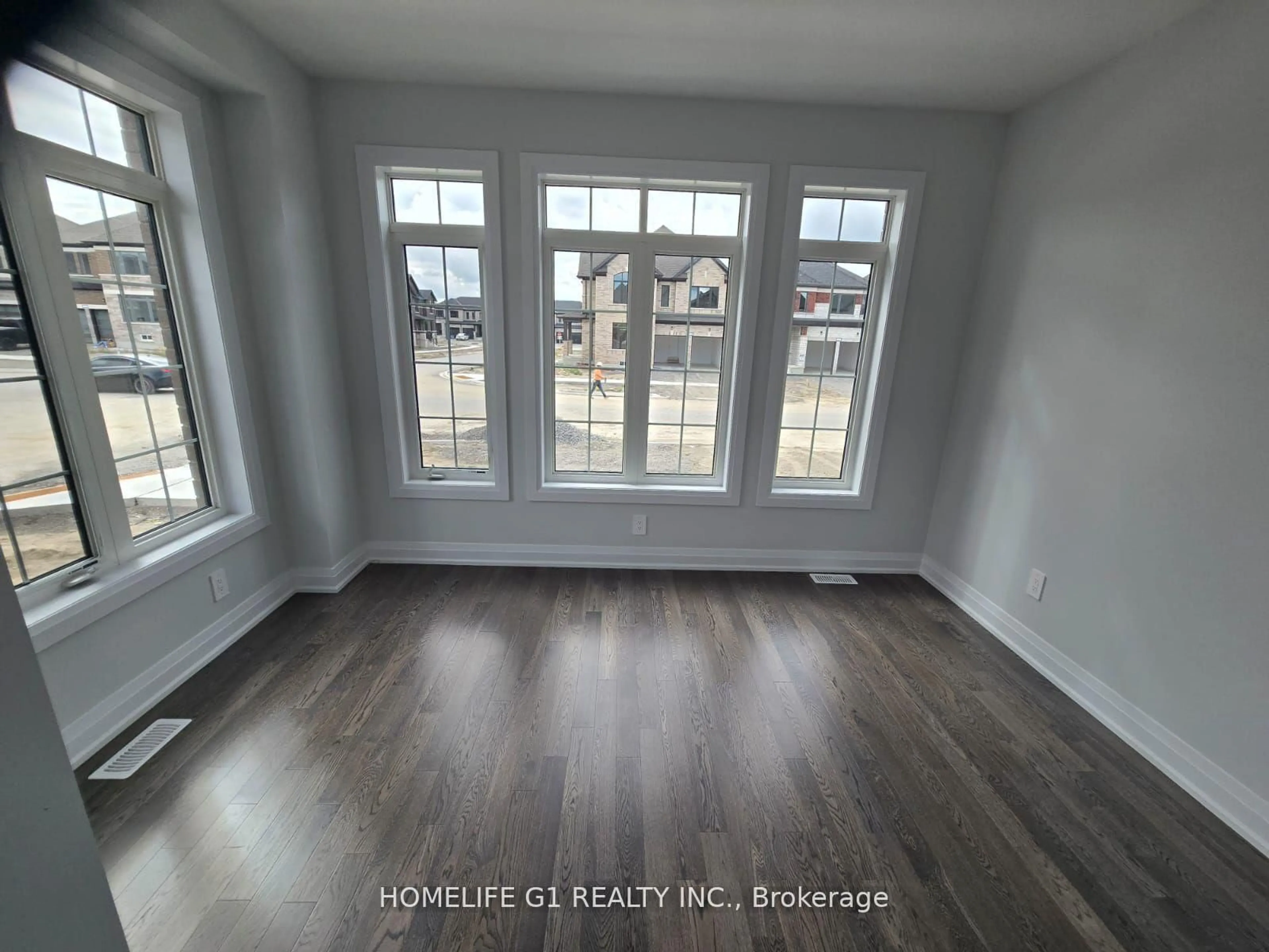 A pic of a room for 165 St Joseph Dr, Kawartha Lakes Ontario K9V 0R8