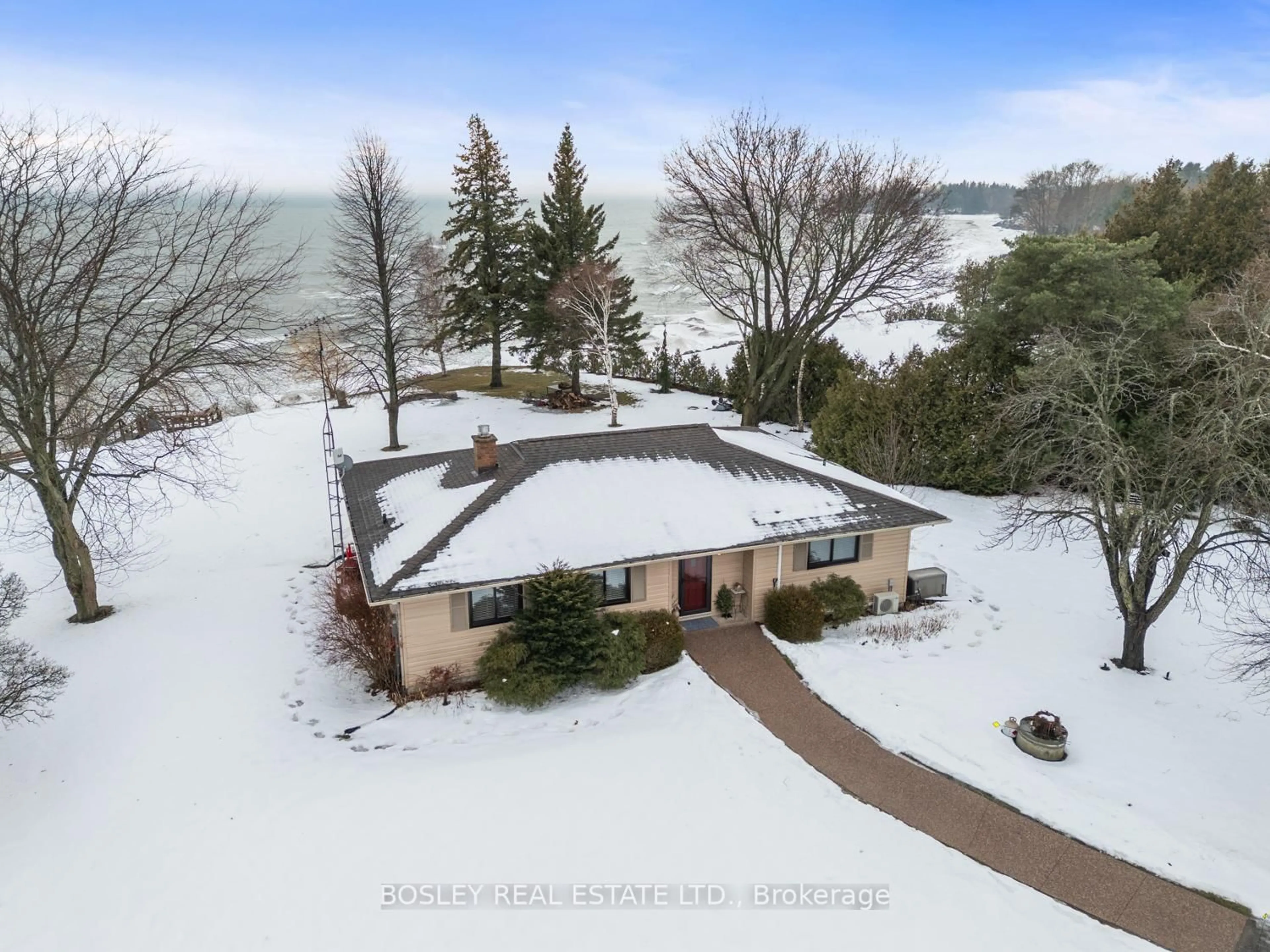 A pic from outside/outdoor area/front of a property/back of a property/a pic from drone, water/lake/river/ocean view for 373 Victoria Beach Rd, Cramahe Ontario K0K 1S0
