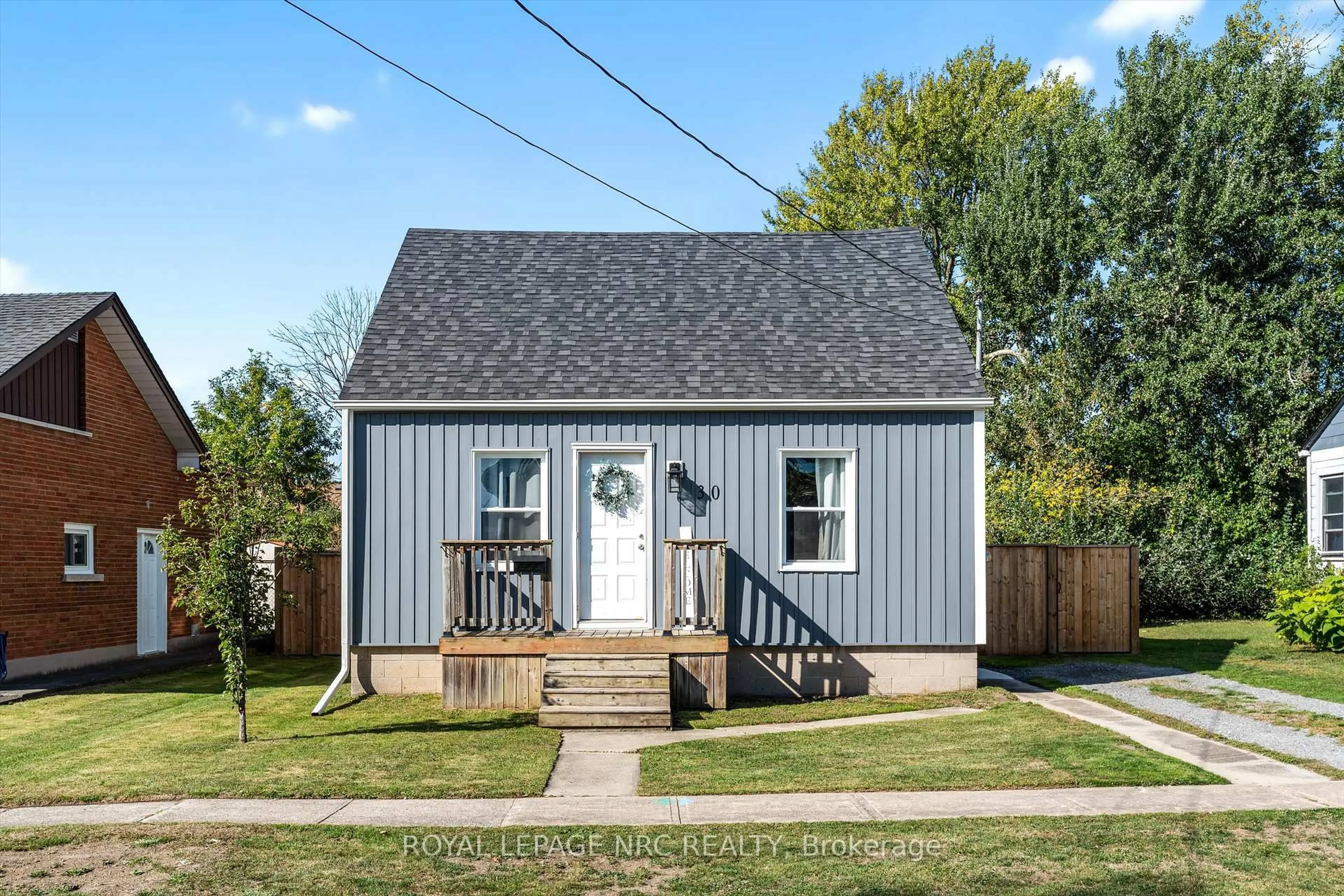 Unknown for 30 Douglas St, Fort Erie Ontario L2A 3W4