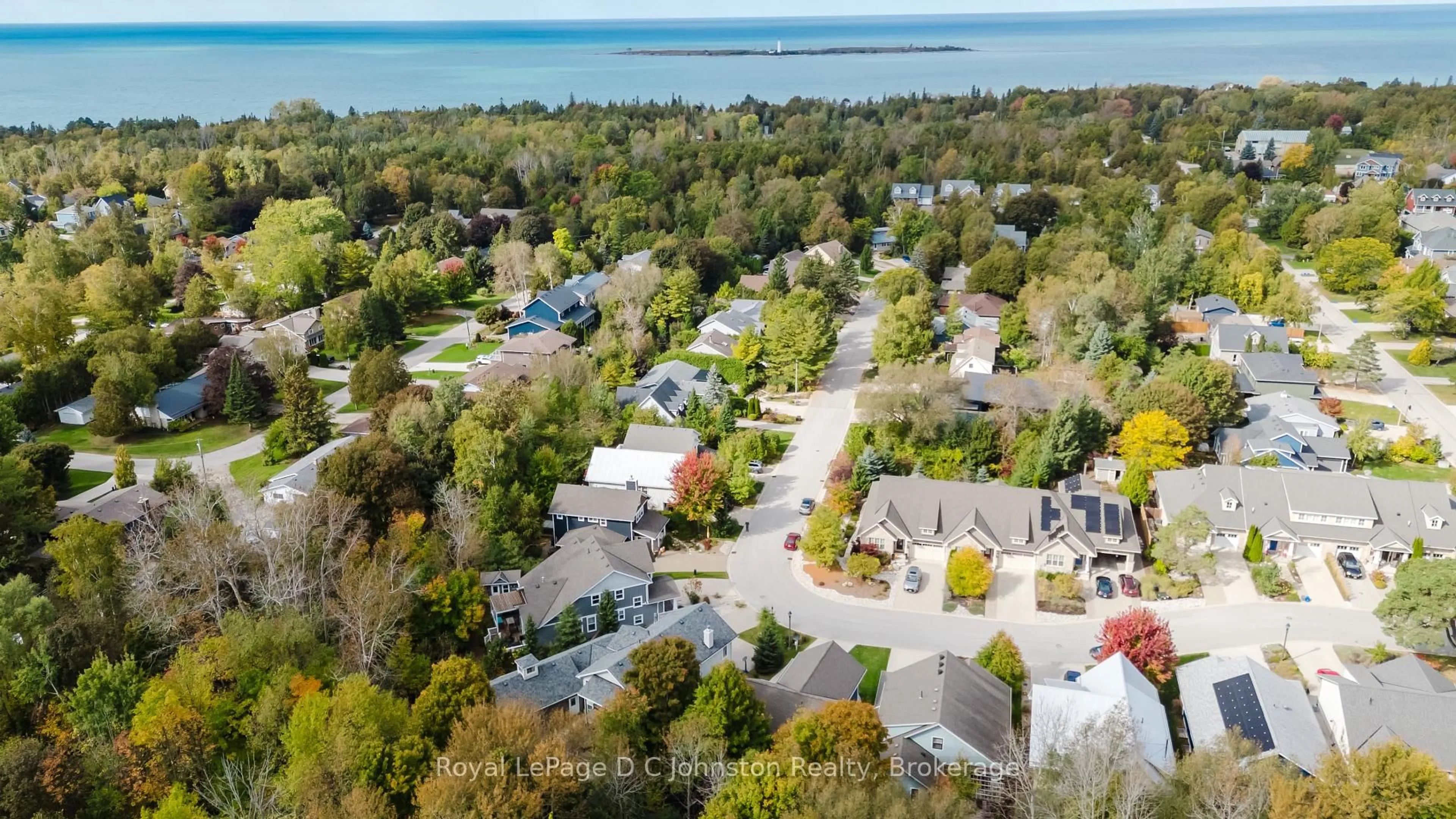 A pic from outside/outdoor area/front of a property/back of a property/a pic from drone, water/lake/river/ocean view for 81 Cedar Bush Dr, Saugeen Shores Ontario N0H 2L0