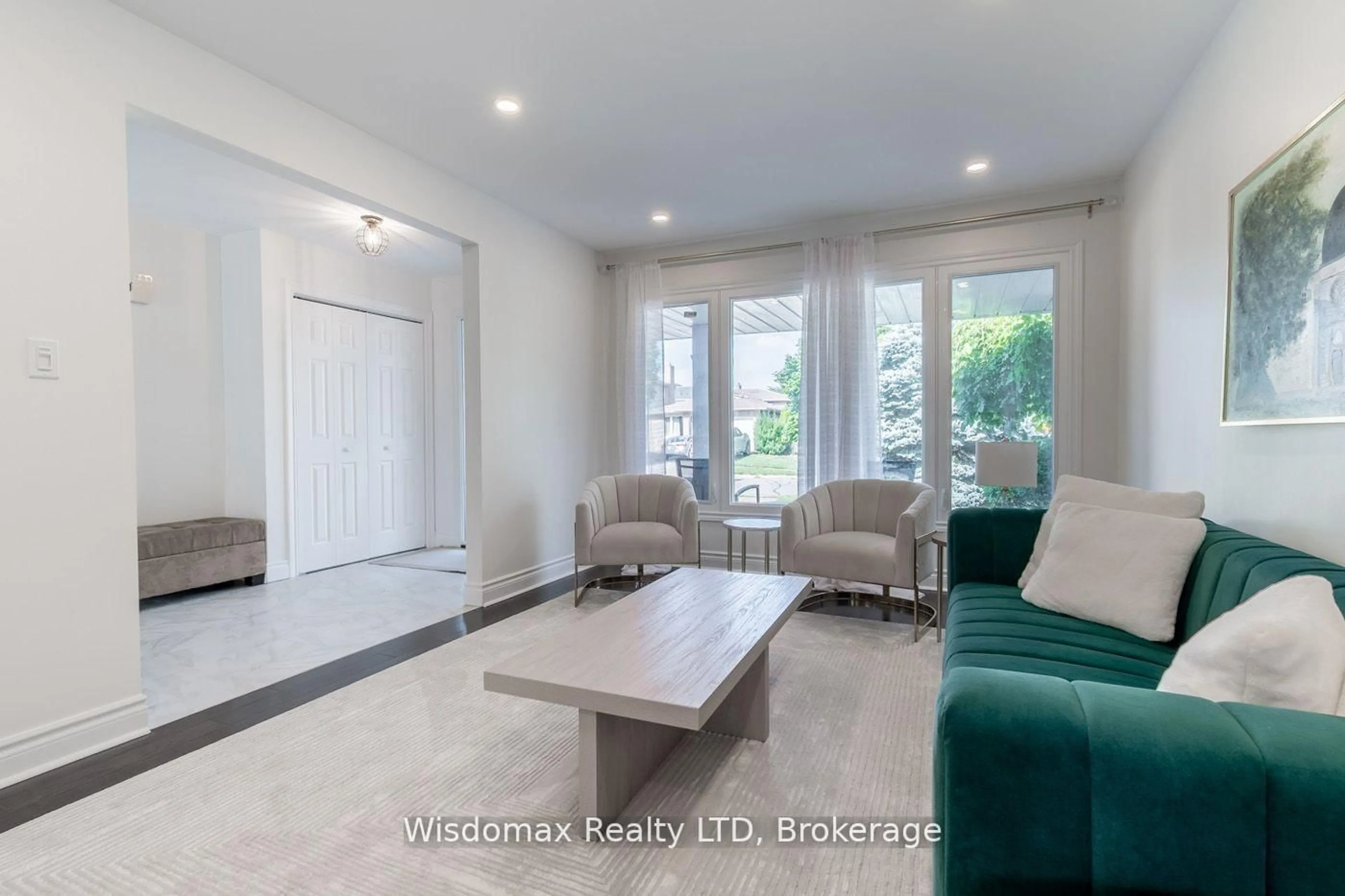 Living room with furniture, unknown for 15 CAPRI St, Thorold Ontario L2V 4W7