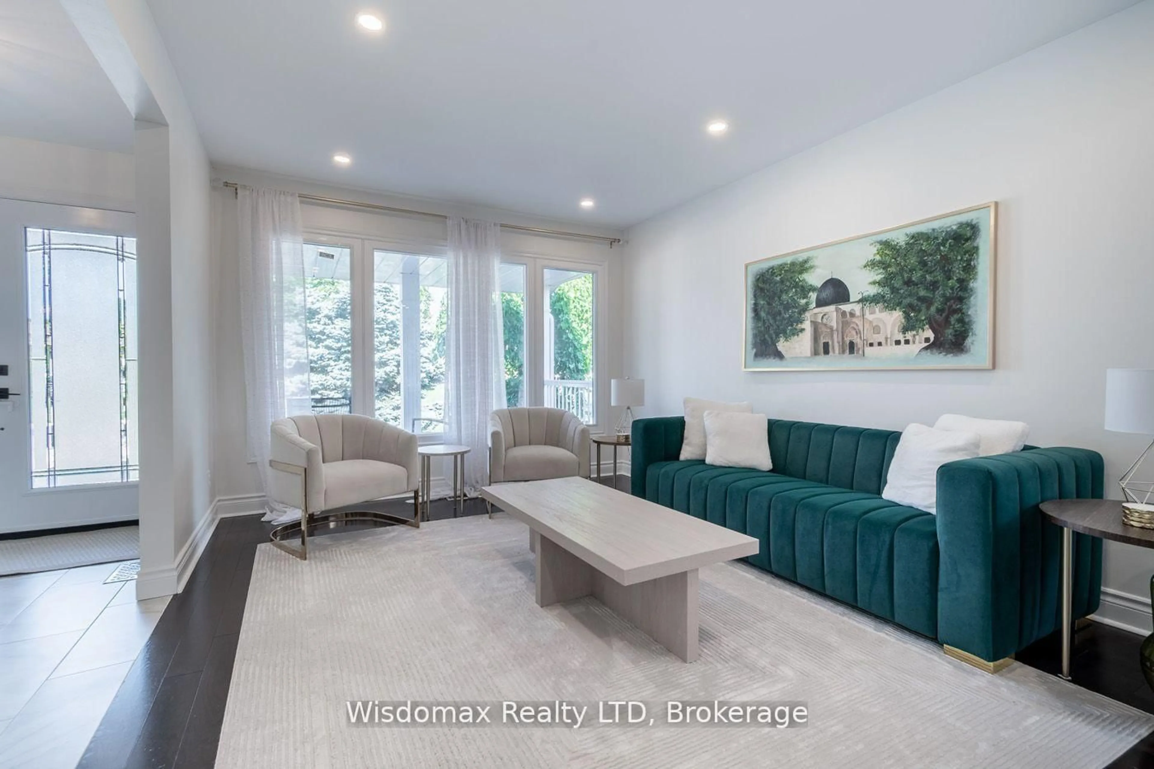 Living room with furniture, unknown for 15 CAPRI St, Thorold Ontario L2V 4W7