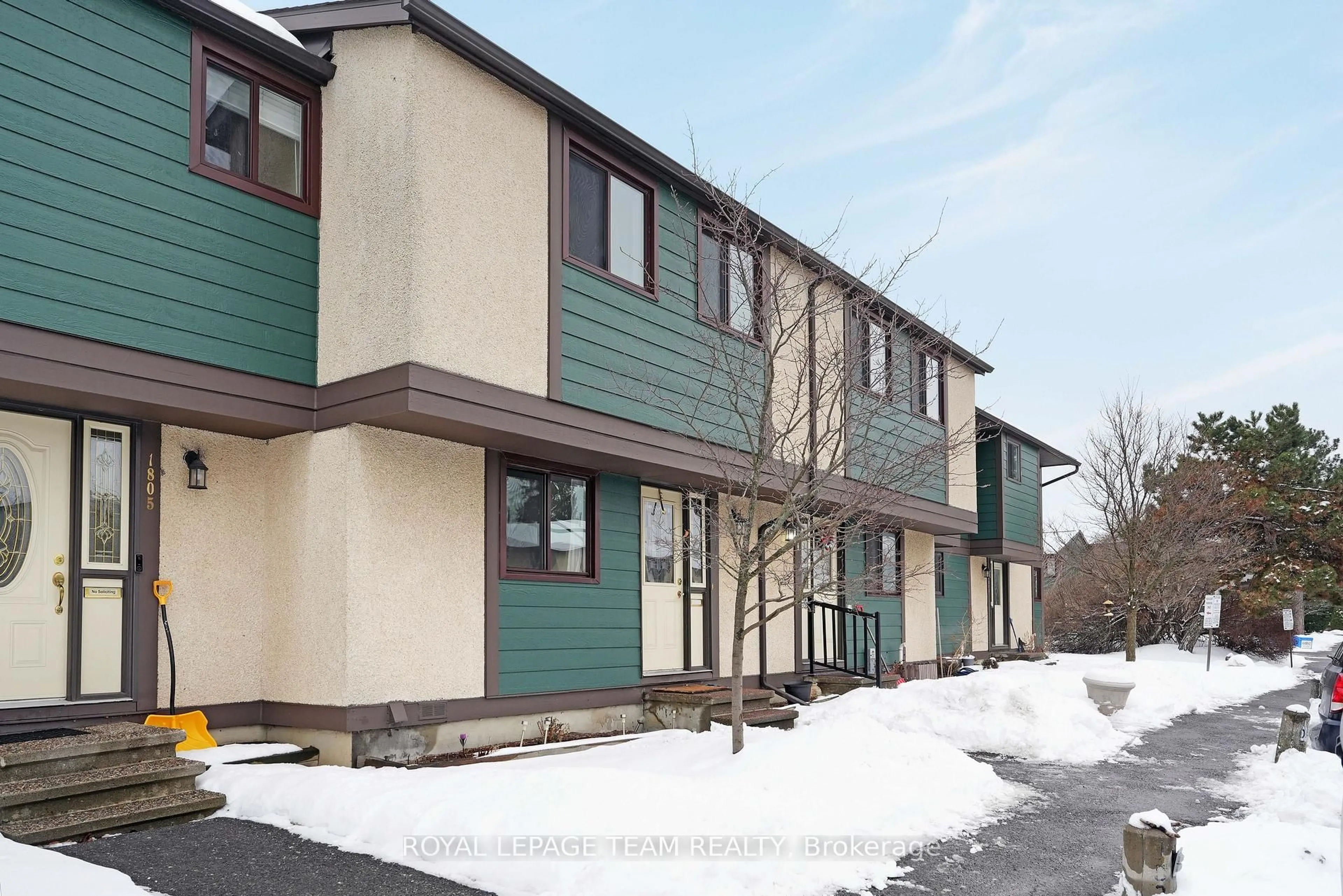 Unknown for 1807 Meadowbrook Rd, Ottawa Ontario K1B 4W6