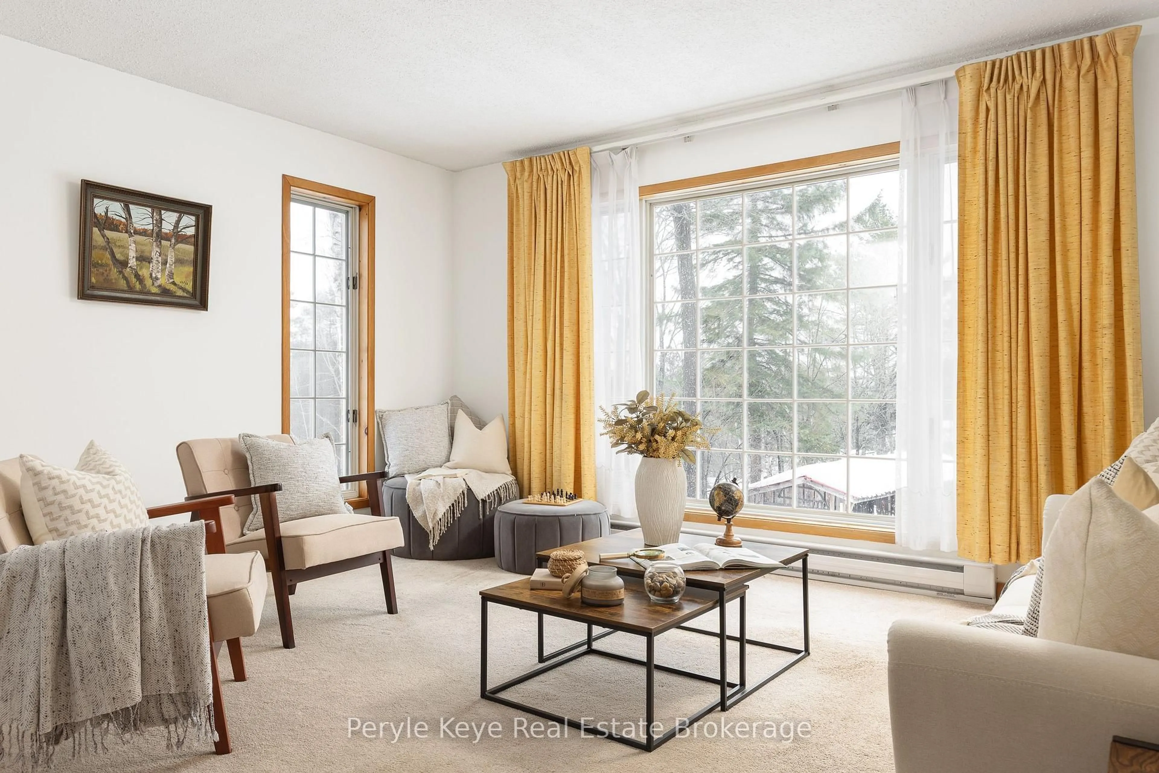 Living room with furniture, unknown for 688 Stephenson 1 Rd, Huntsville Ontario P0B 1L0