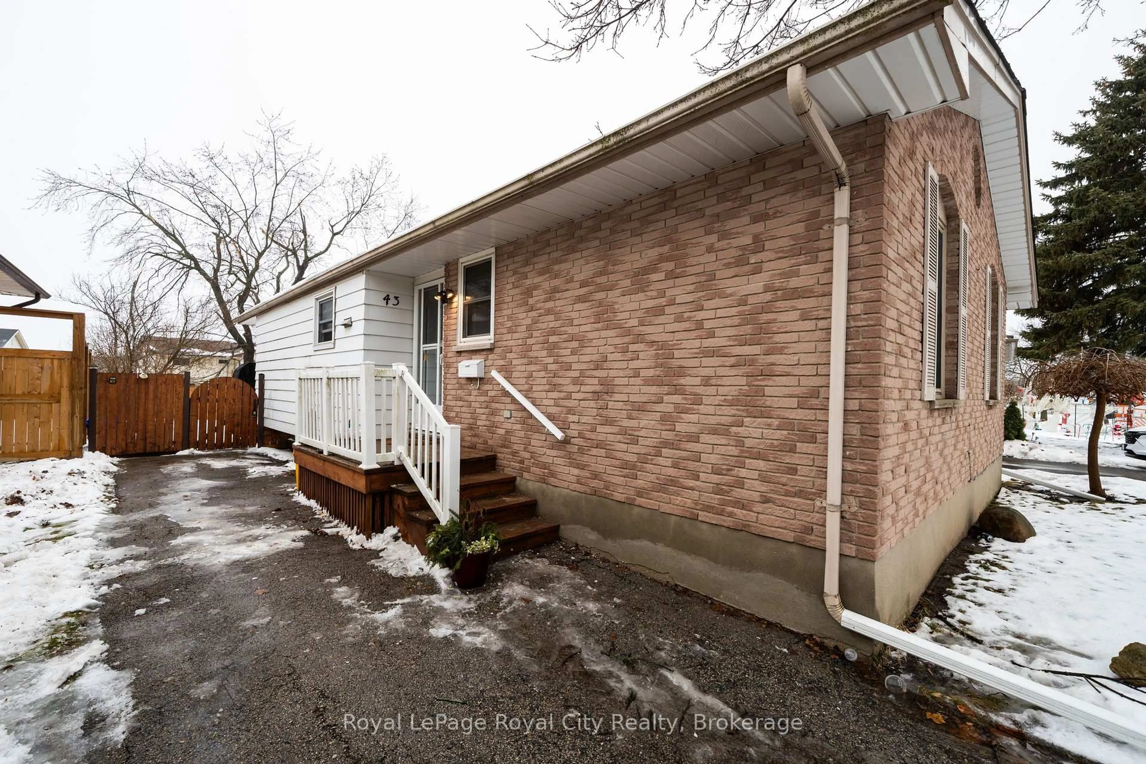 Unknown for 43 Patience Cres, London South Ontario N6E 2K7