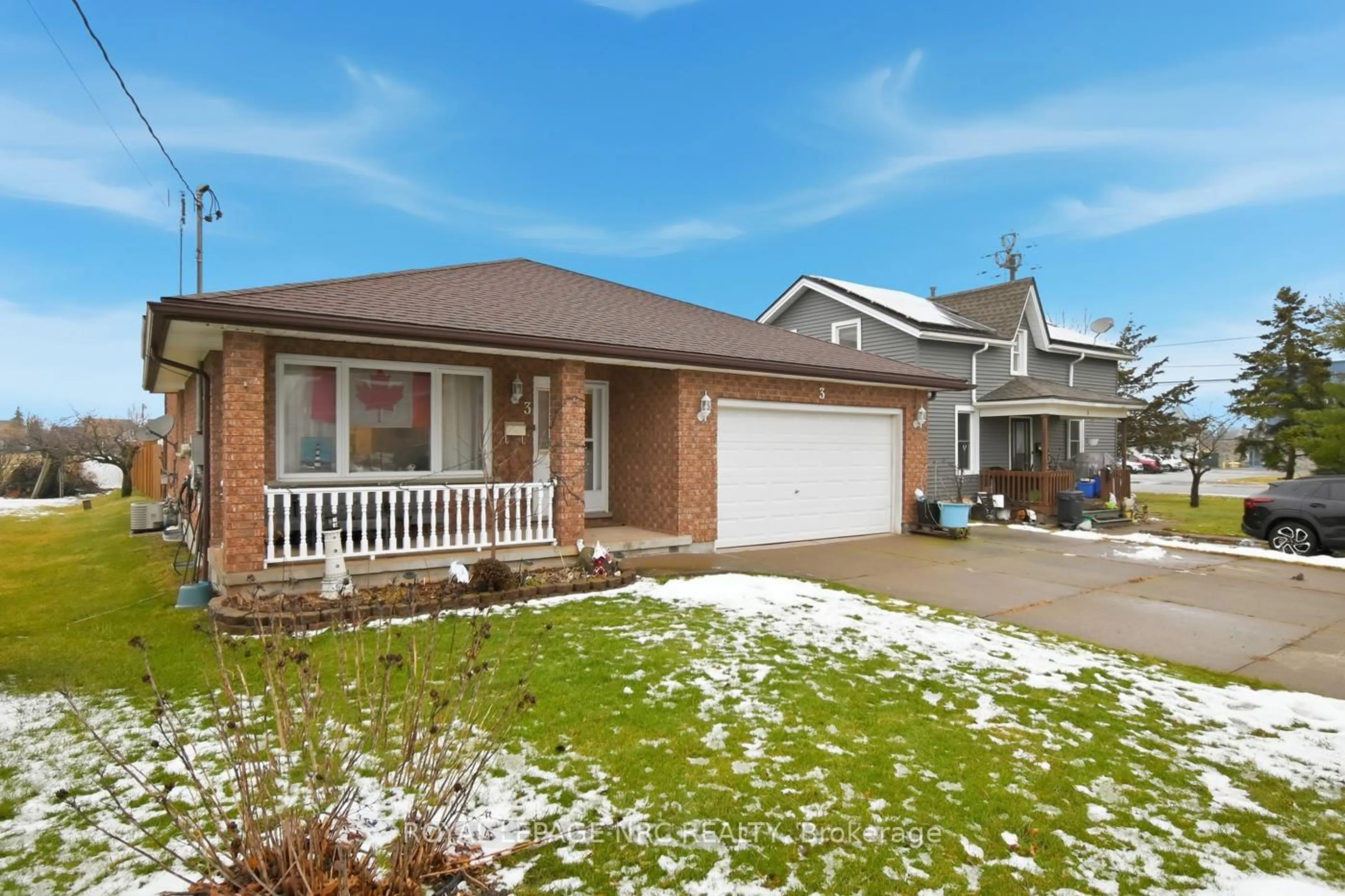 Home with brick exterior material, street for 3 Borden Ave, Port Colborne Ontario L3K 3Z6