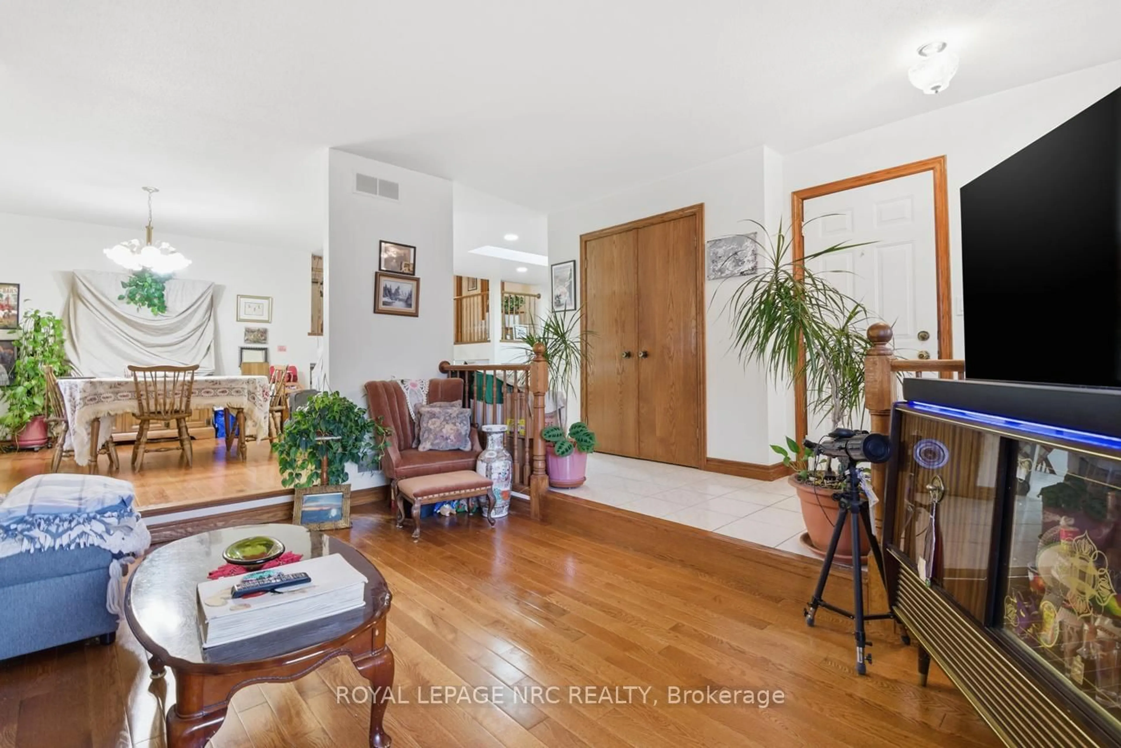 Unknown for 3 Borden Ave, Port Colborne Ontario L3K 3Z6