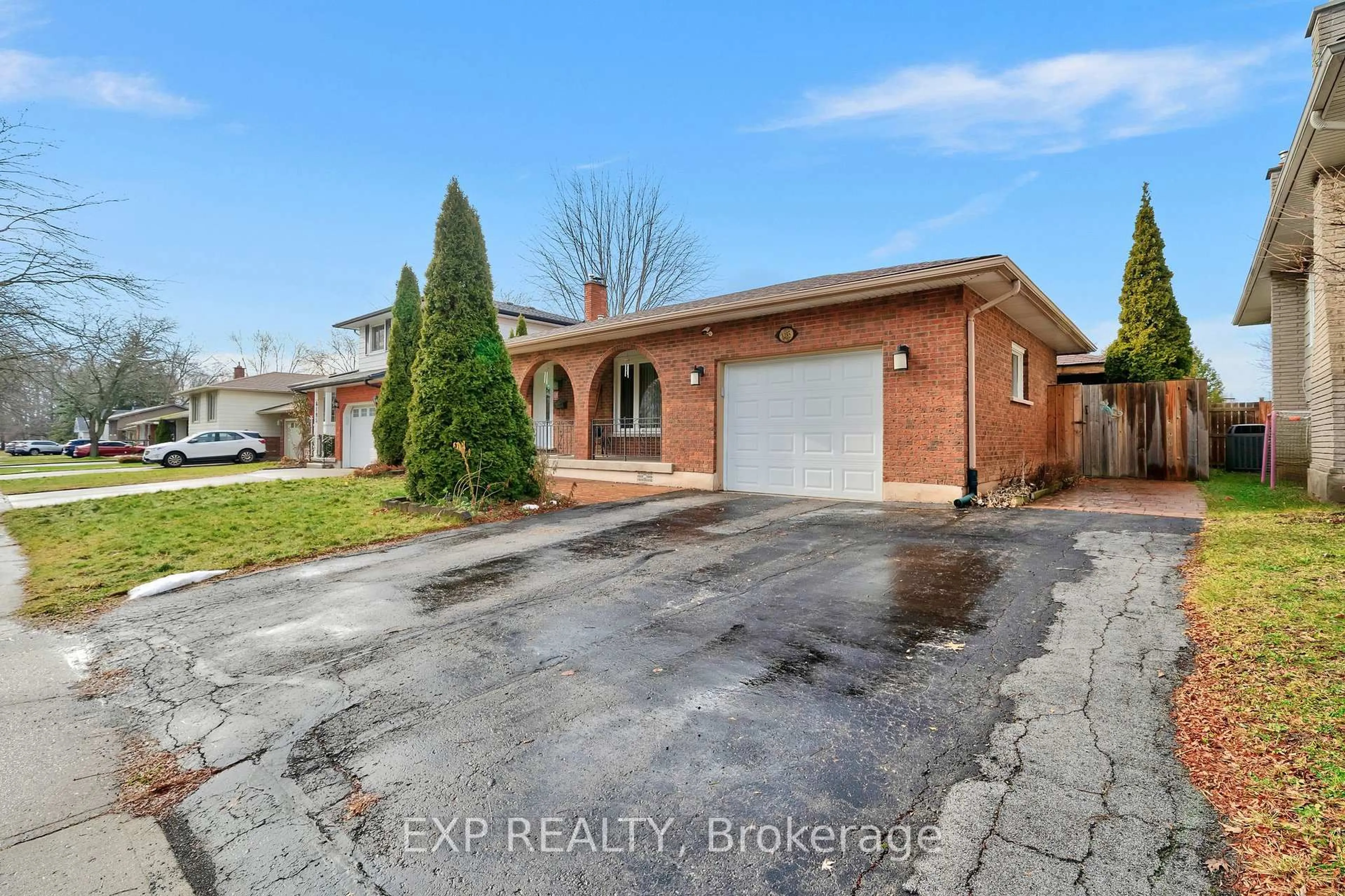 Home with brick exterior material, street for 6185 Eldorado Ave, Niagara Falls Ontario L2H 1S5