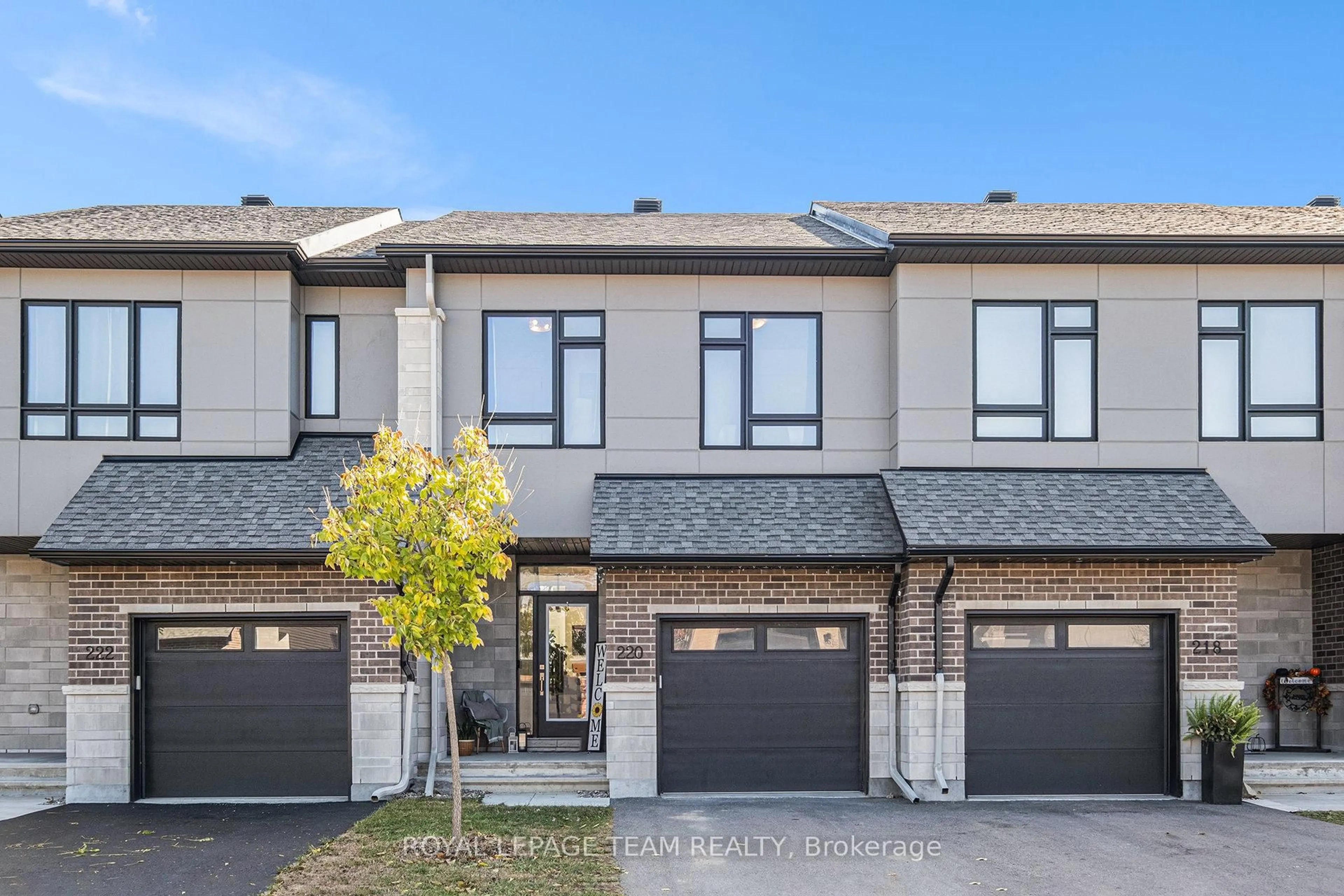 Home with brick exterior material, street for 220 Bristol Cres, North Grenville Ontario K0G 1J0