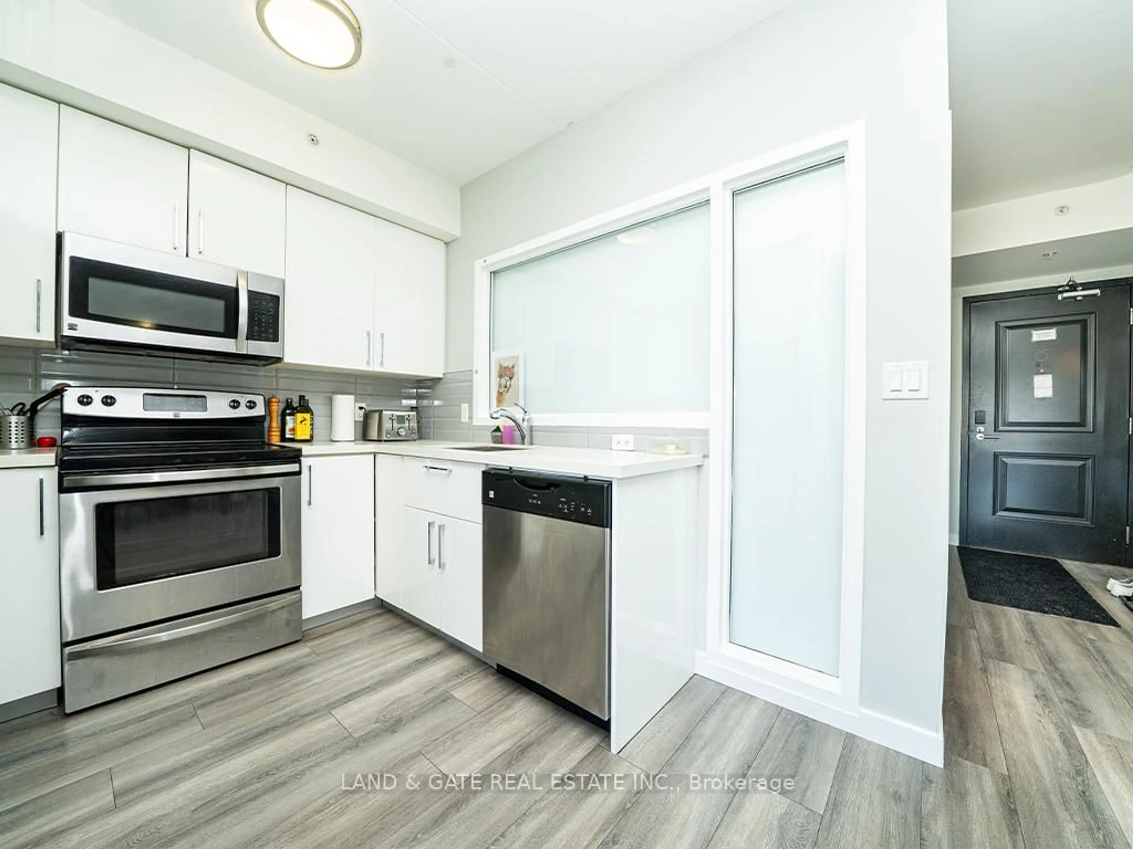 Unknown for 1291 Gordon St #102, Guelph Ontario N1G 5H7