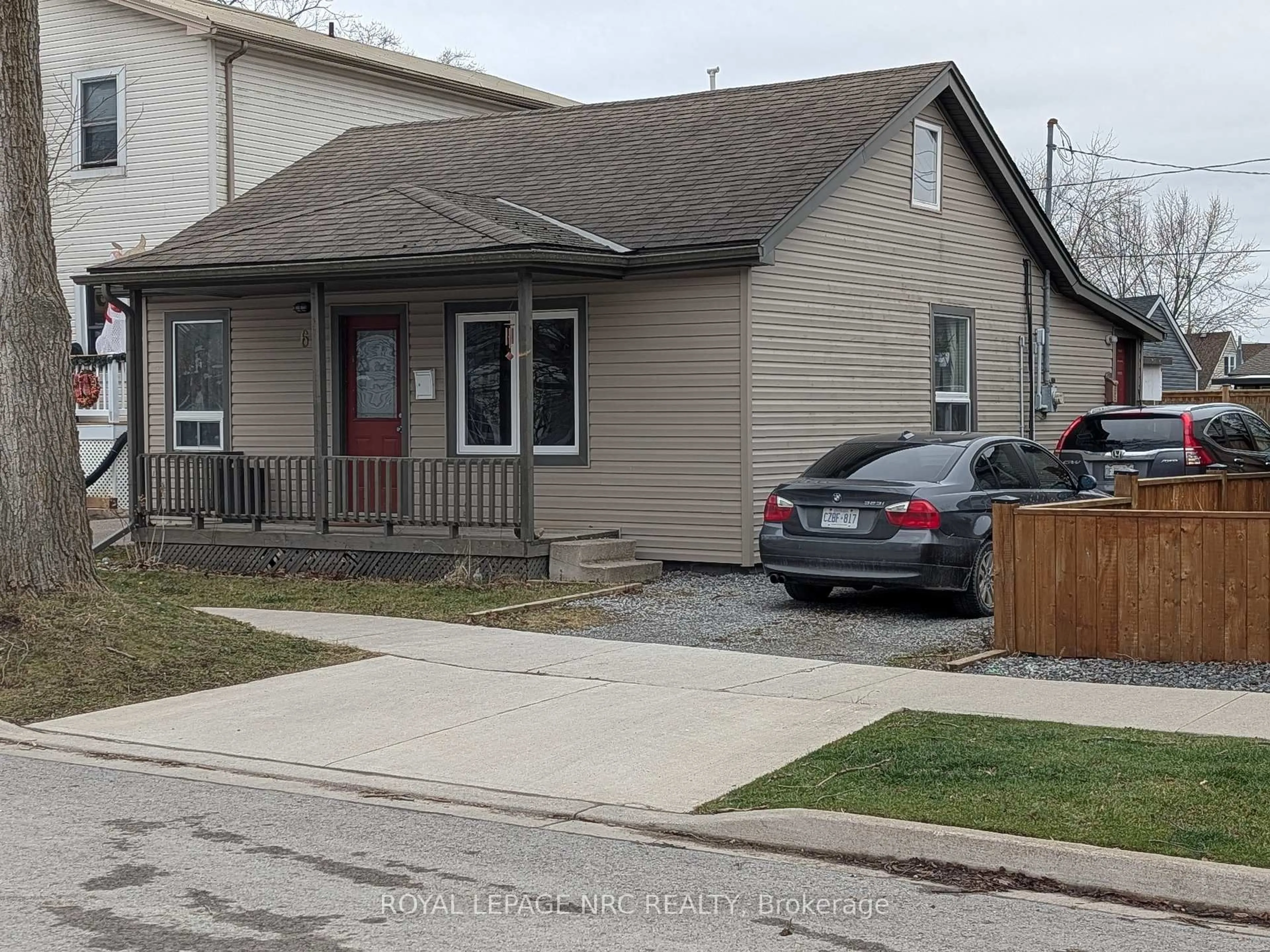 Unknown for 6 Nelles Rd, Welland Ontario L3B 2P2