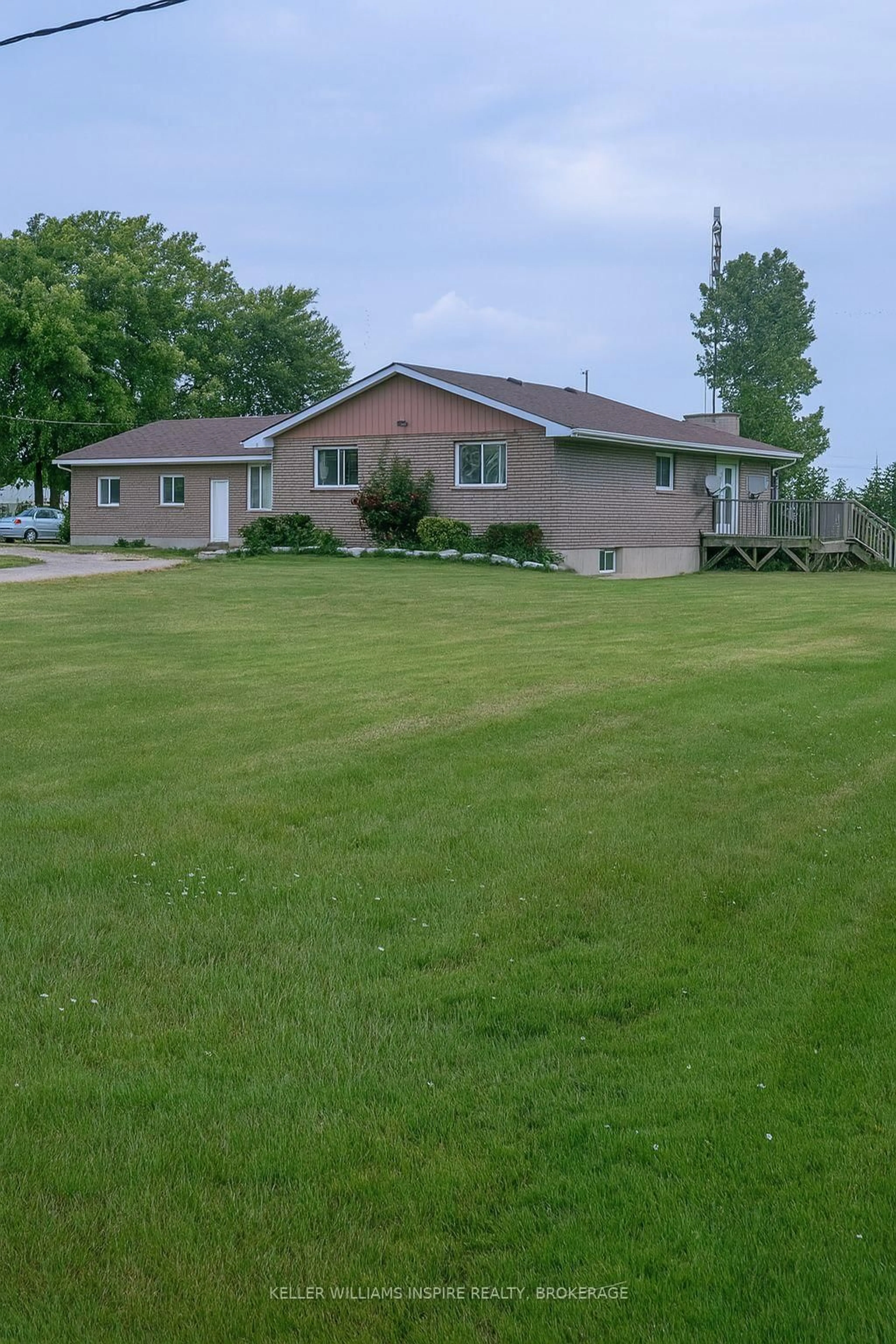 A pic from outside/outdoor area/front of a property/back of a property/a pic from drone, unknown for 2264 Regional Road 55, Haldimand Ontario N0A 1H0