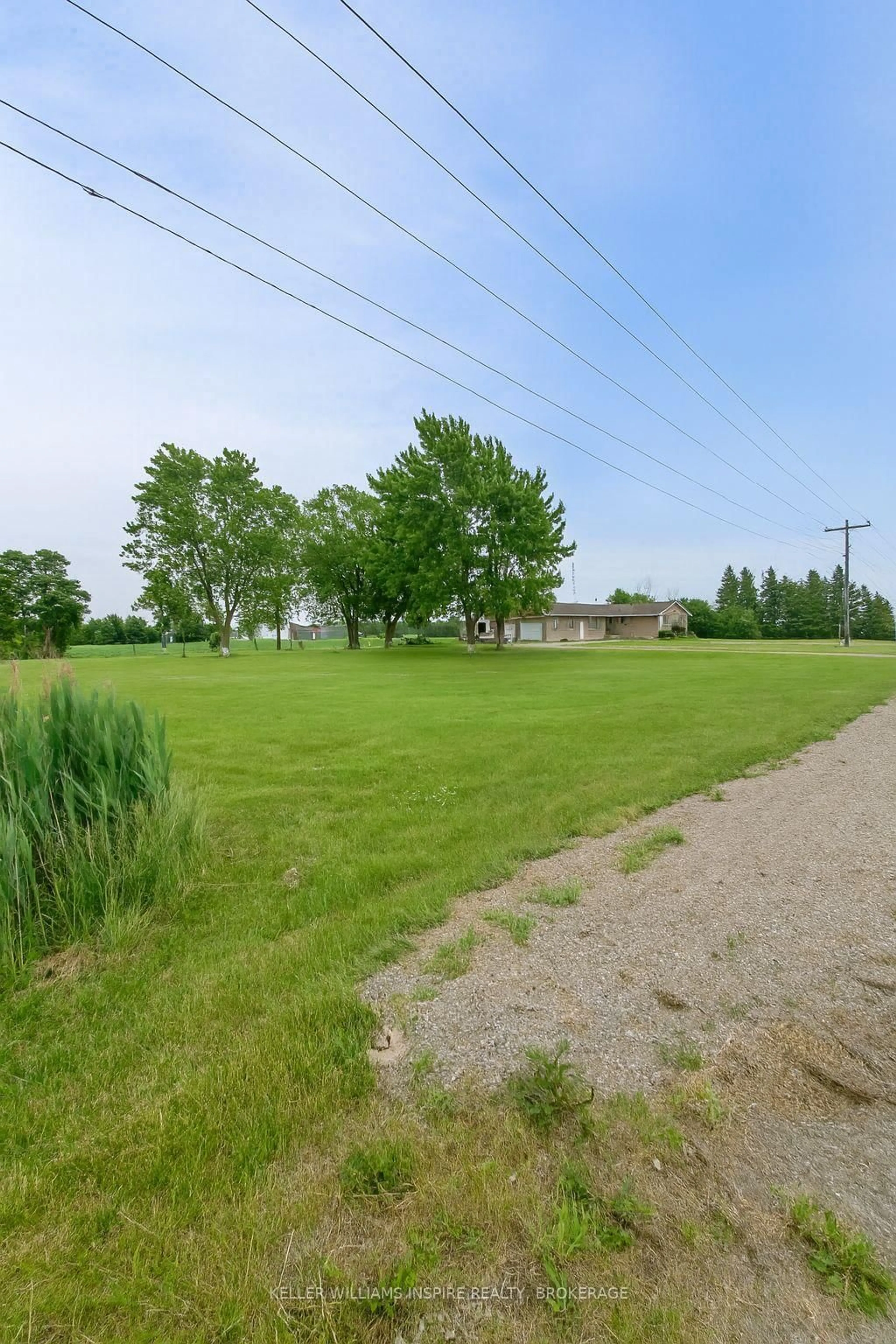 A pic from outside/outdoor area/front of a property/back of a property/a pic from drone, street for 2264 Regional Road 55, Haldimand Ontario N0A 1H0