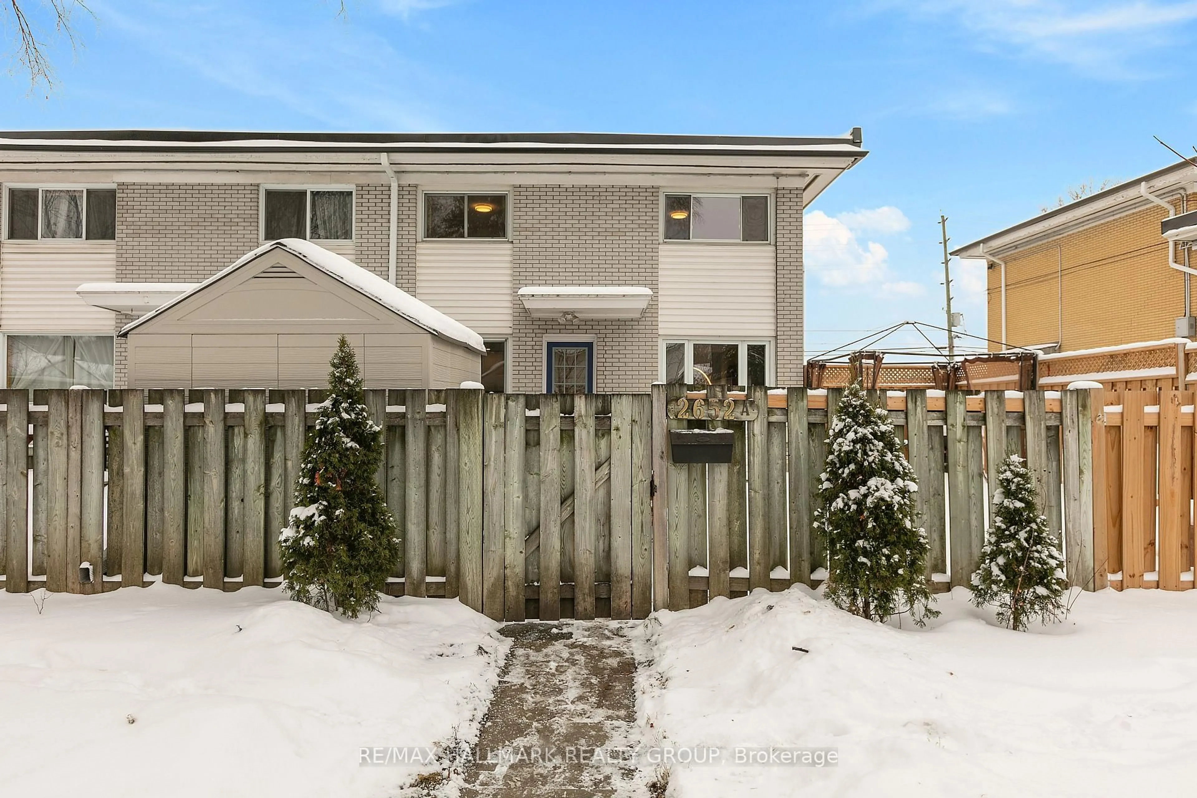 Unknown for 2652 Moncton Rd #24, Ottawa Ontario K2B 7W1