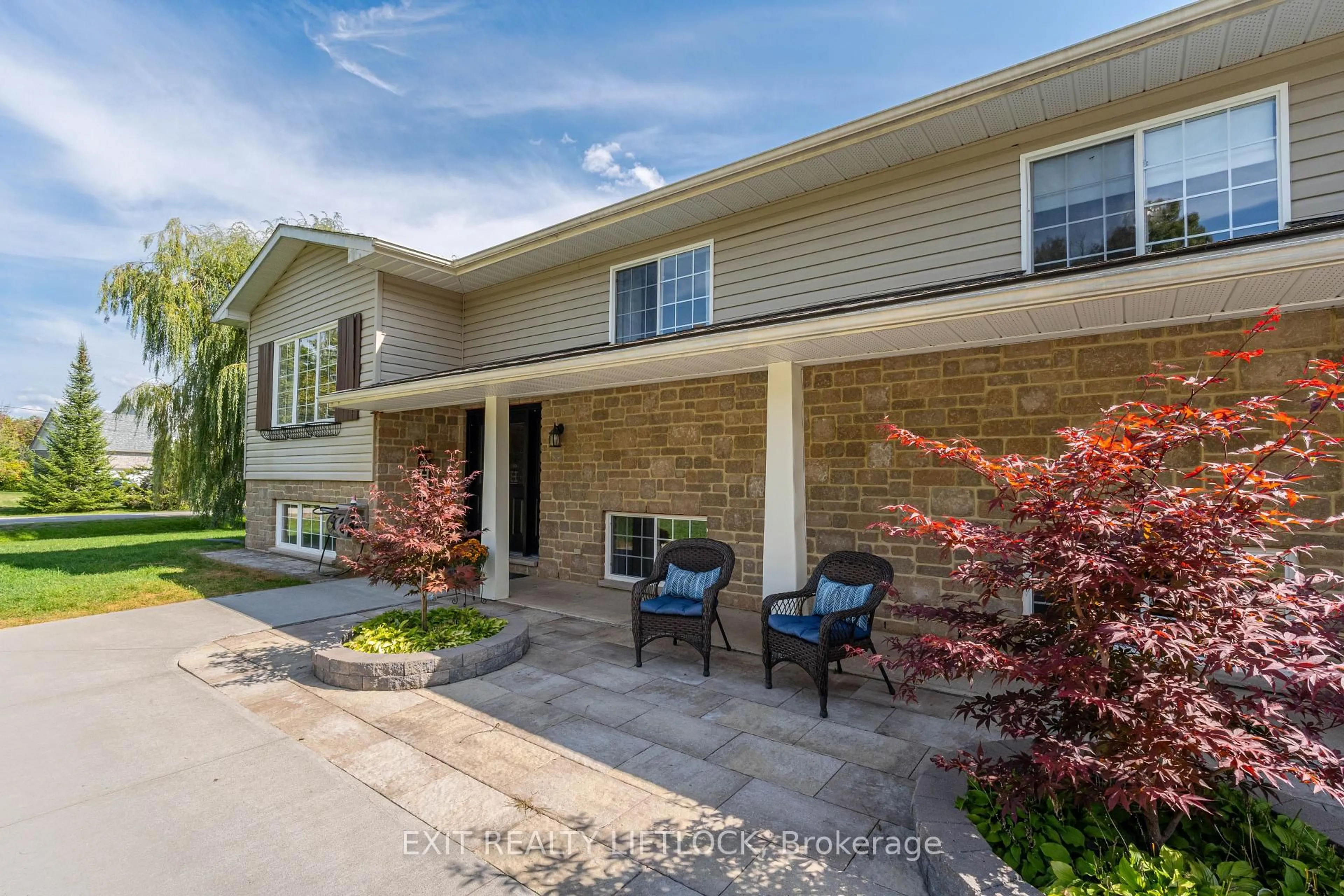 Unknown for 290 McClennan Dr, Selwyn Ontario K0L 1T0