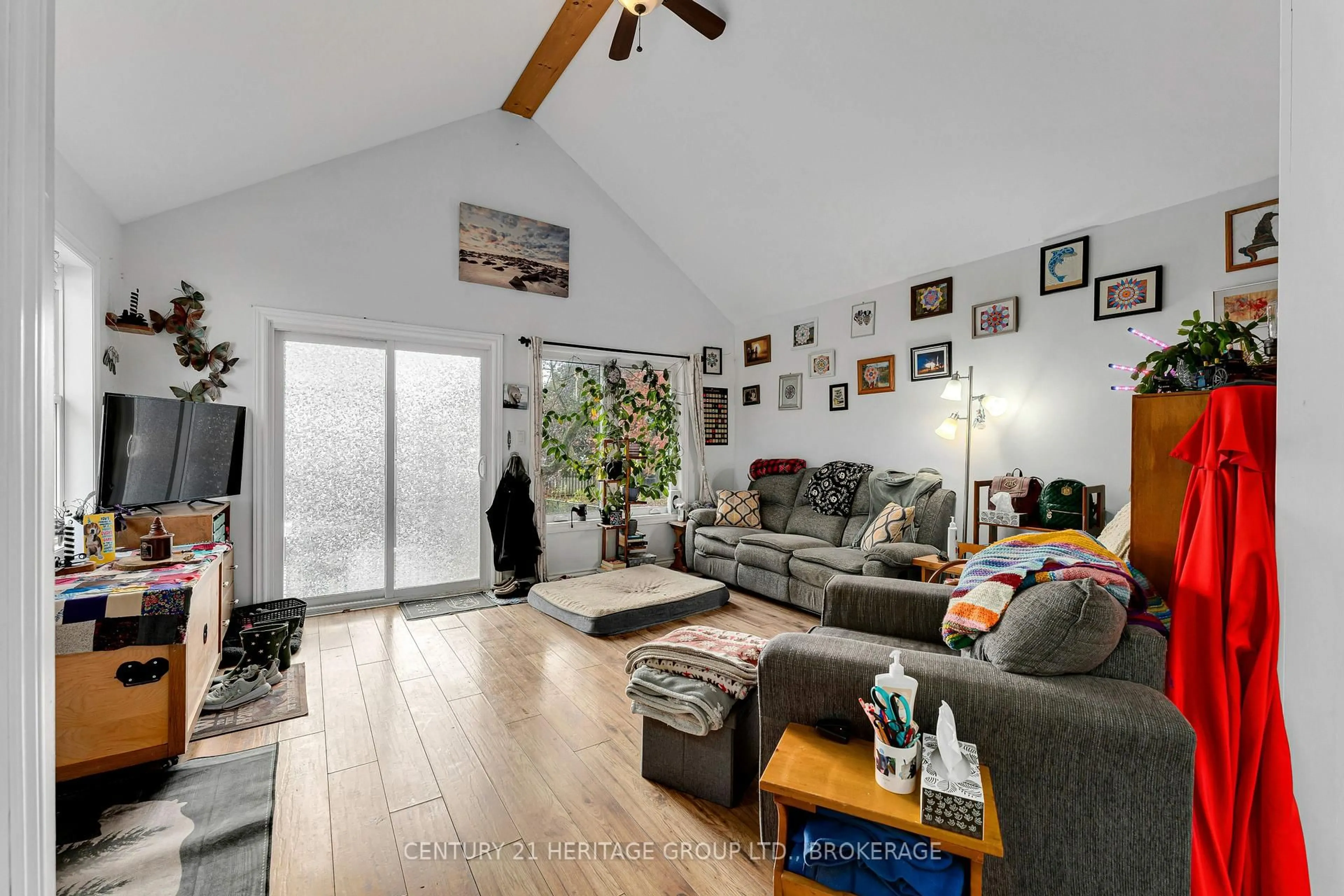 Living room with furniture, unknown for 336 Elliott Ave, Kingston Ontario K7K 2R3