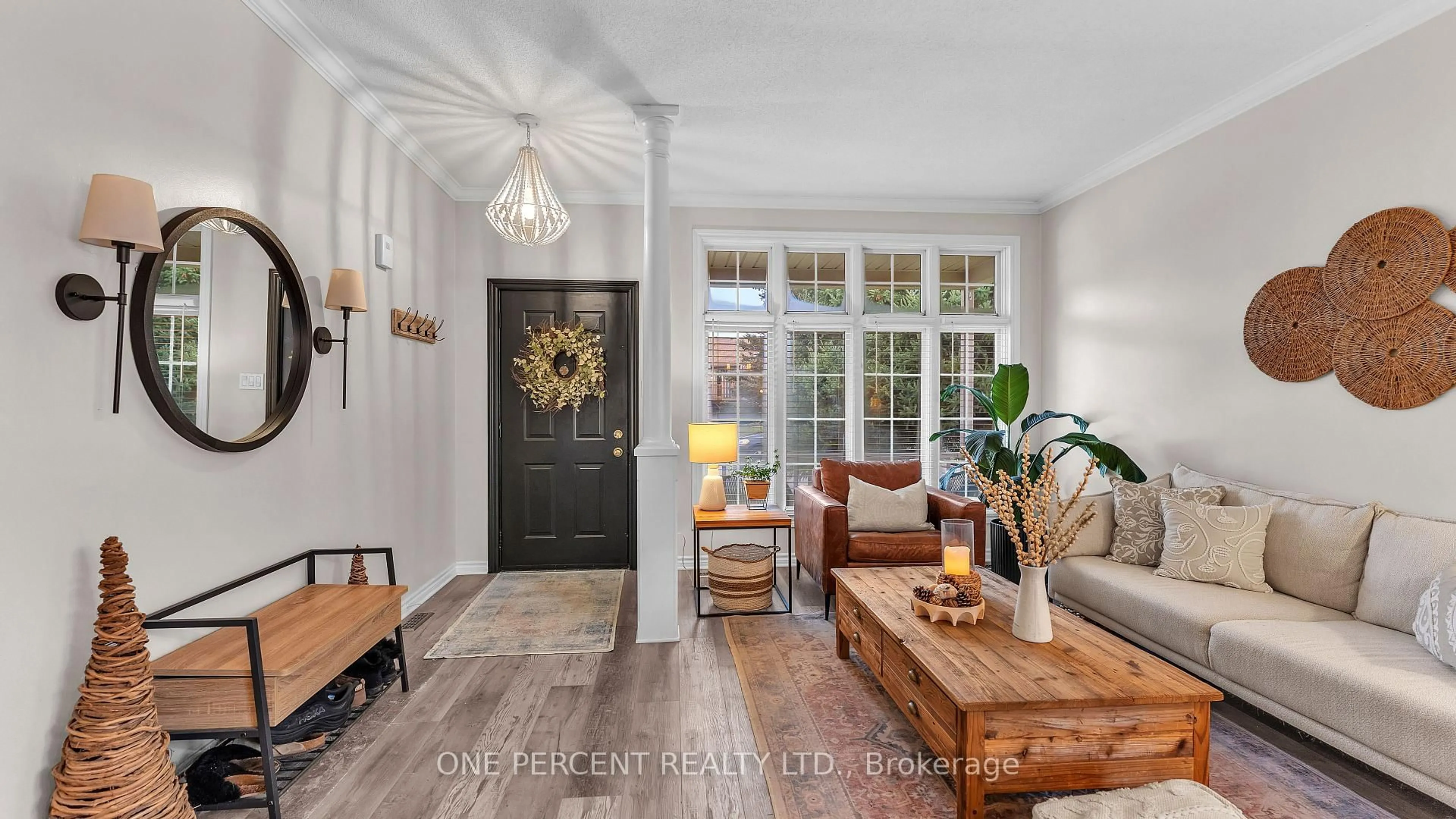 Indoor entryway for 9 CADEAU Terr #10, London South Ontario N6K 4T5