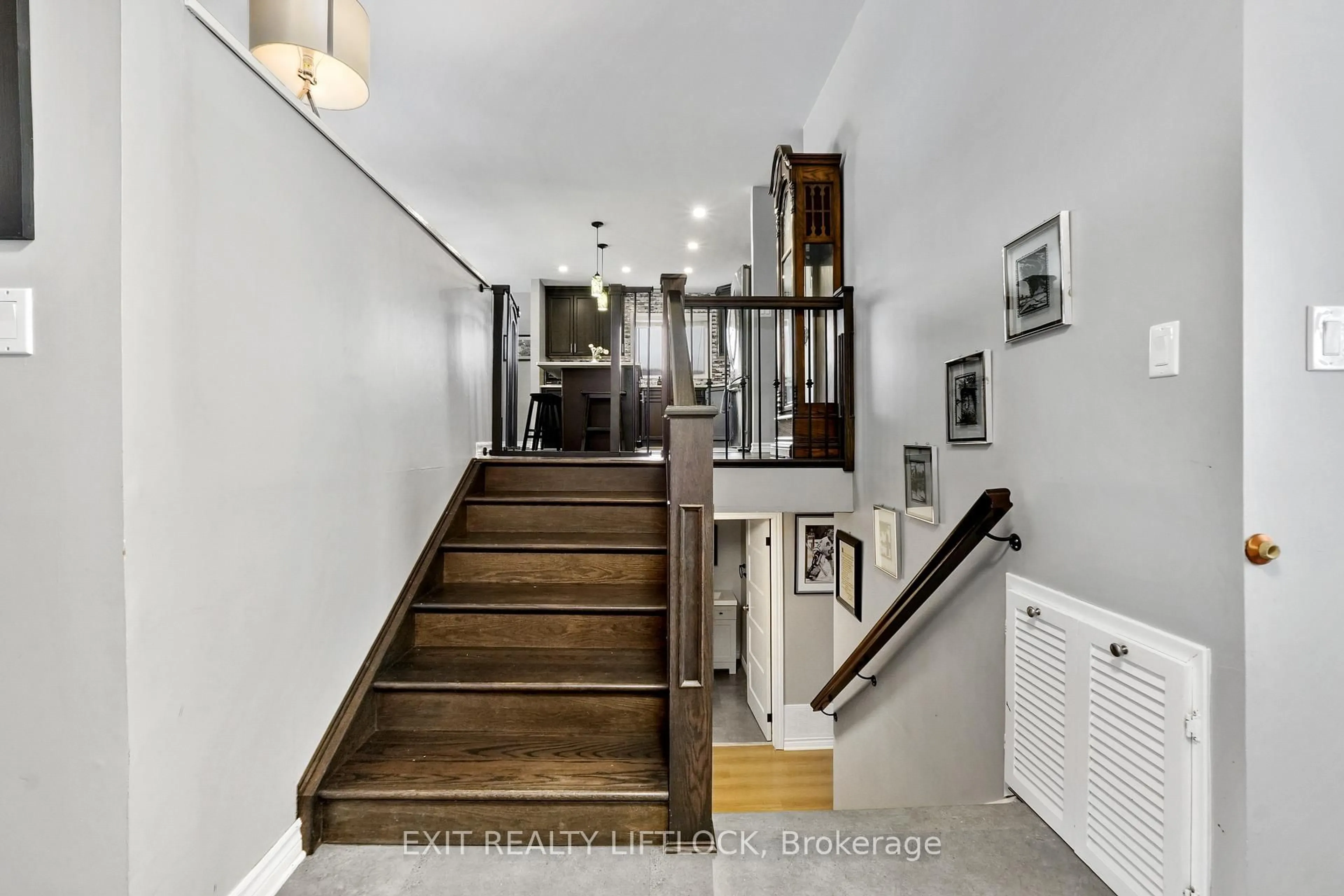 Unknown for 1856 Mapleridge Dr, Peterborough Ontario K9K 1P9