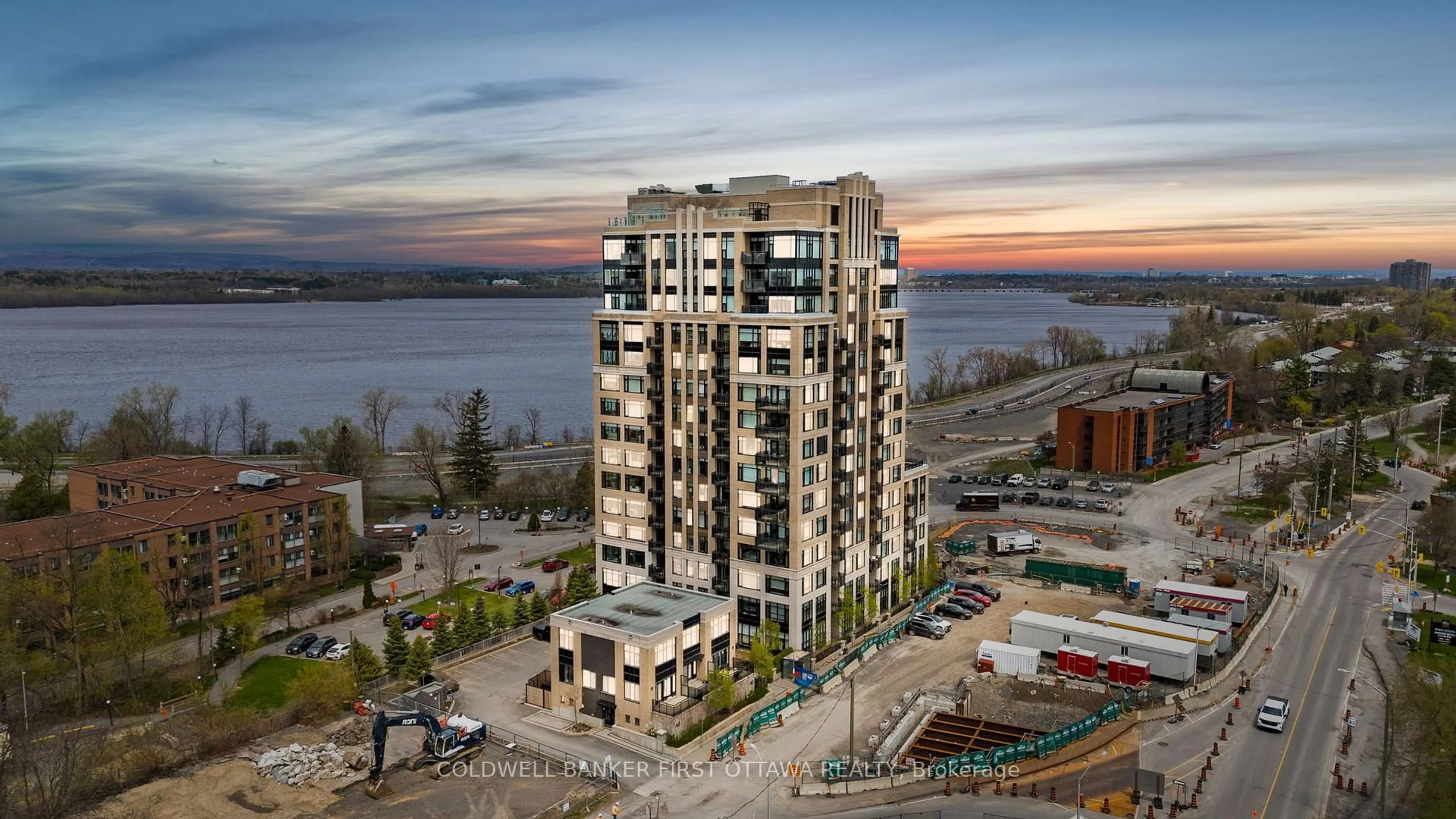 A pic from outside/outdoor area/front of a property/back of a property/a pic from drone, unknown for 75 Cleary Ave #1006, Ottawa Ontario K2A 1R8