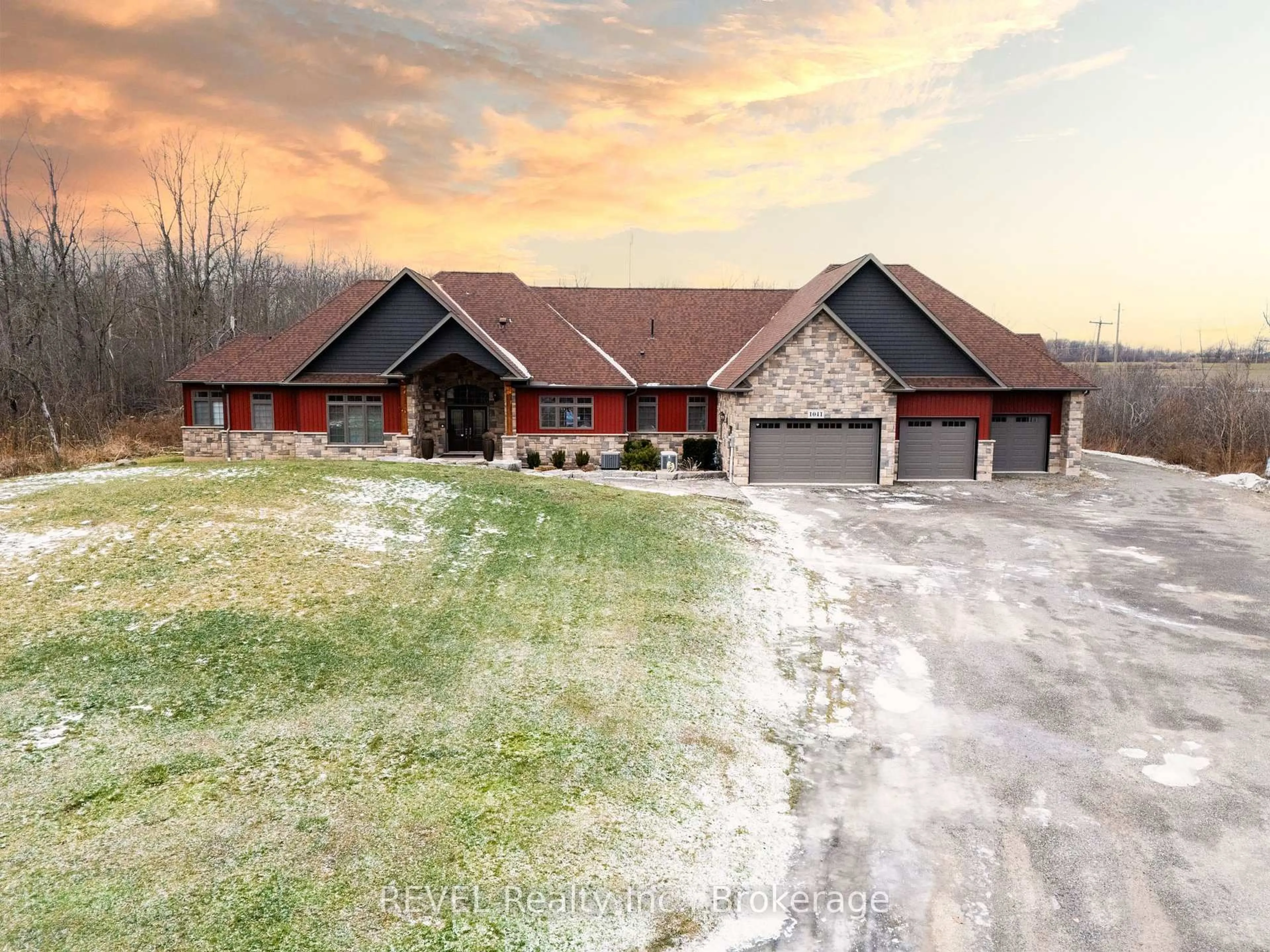 Unknown for 1041 Oakhill Blvd, Fort Erie Ontario L0S 1N0