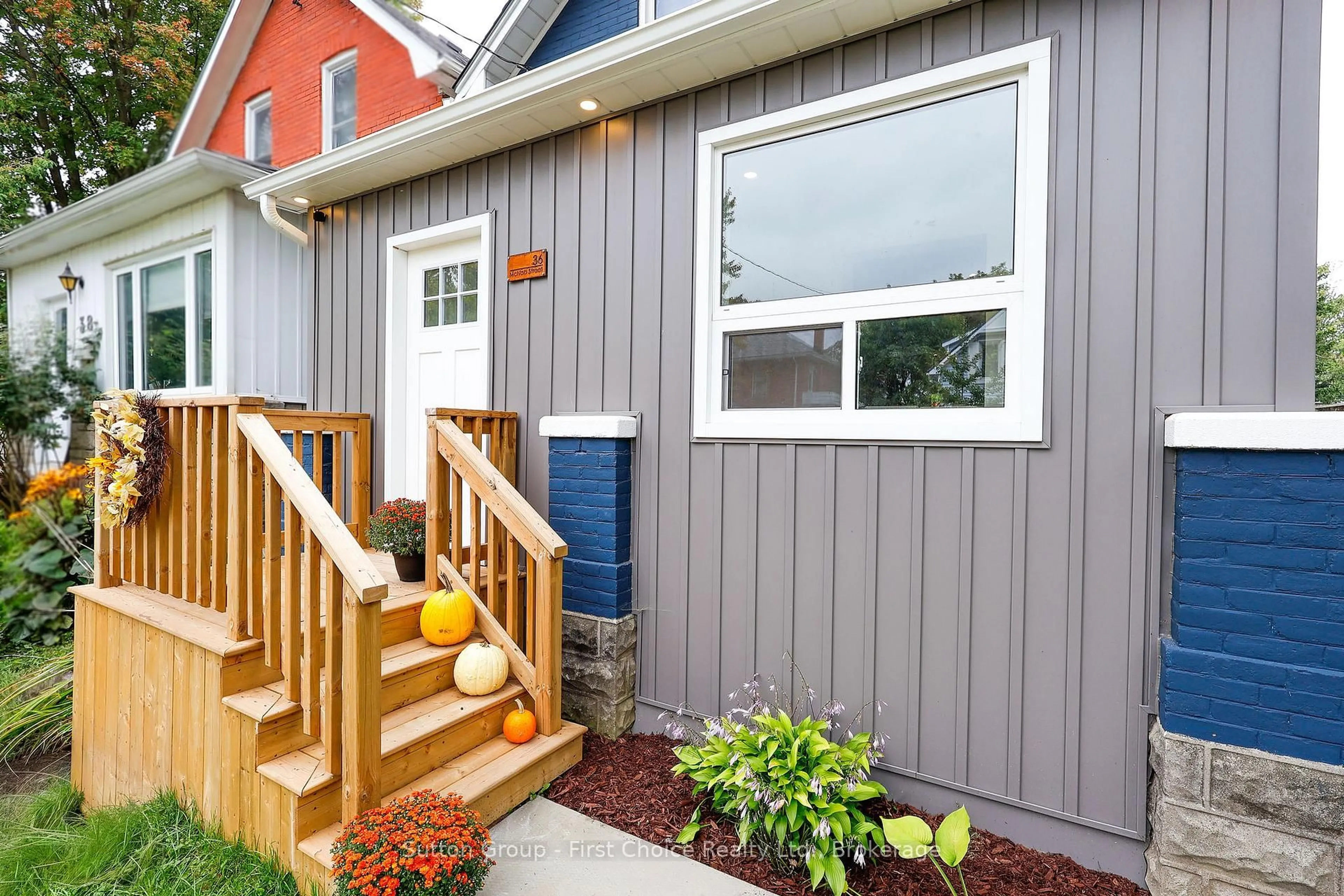 Home with vinyl exterior material, street for 36 Mcnab St, Stratford Ontario N5A 1Y9