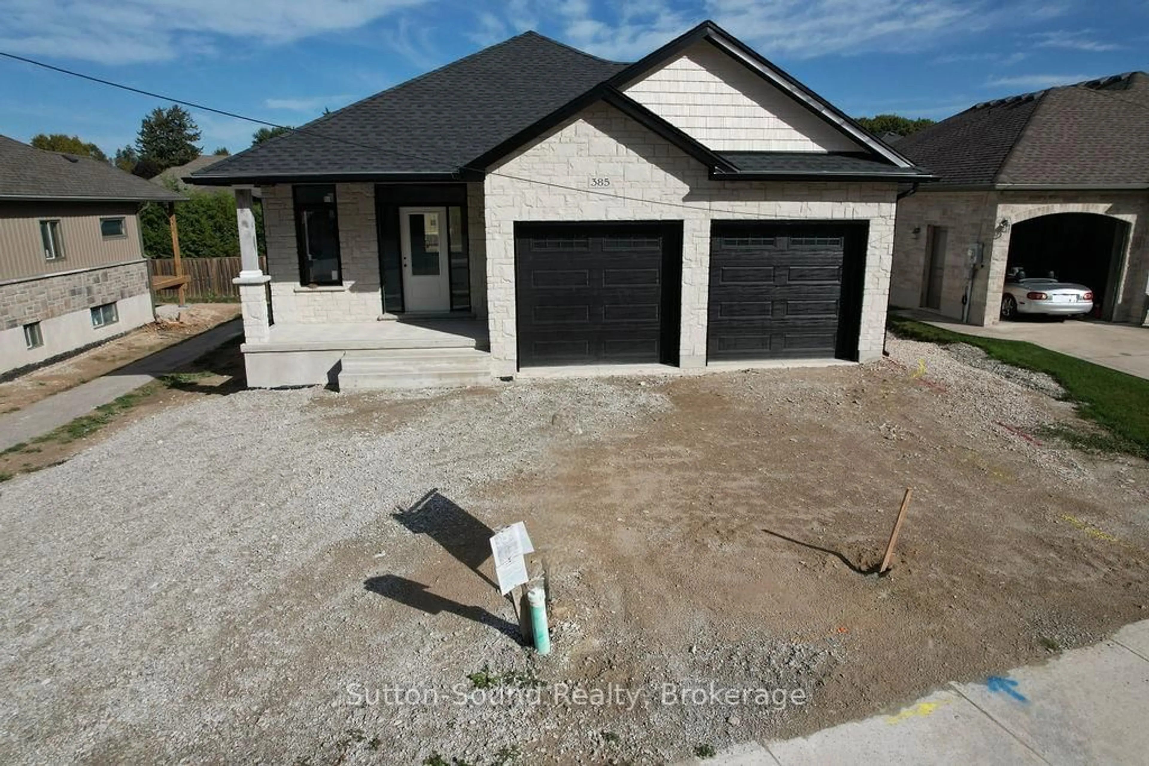Home with brick exterior material, street for 385 6TH Ave, Owen Sound Ontario N4K 6K7