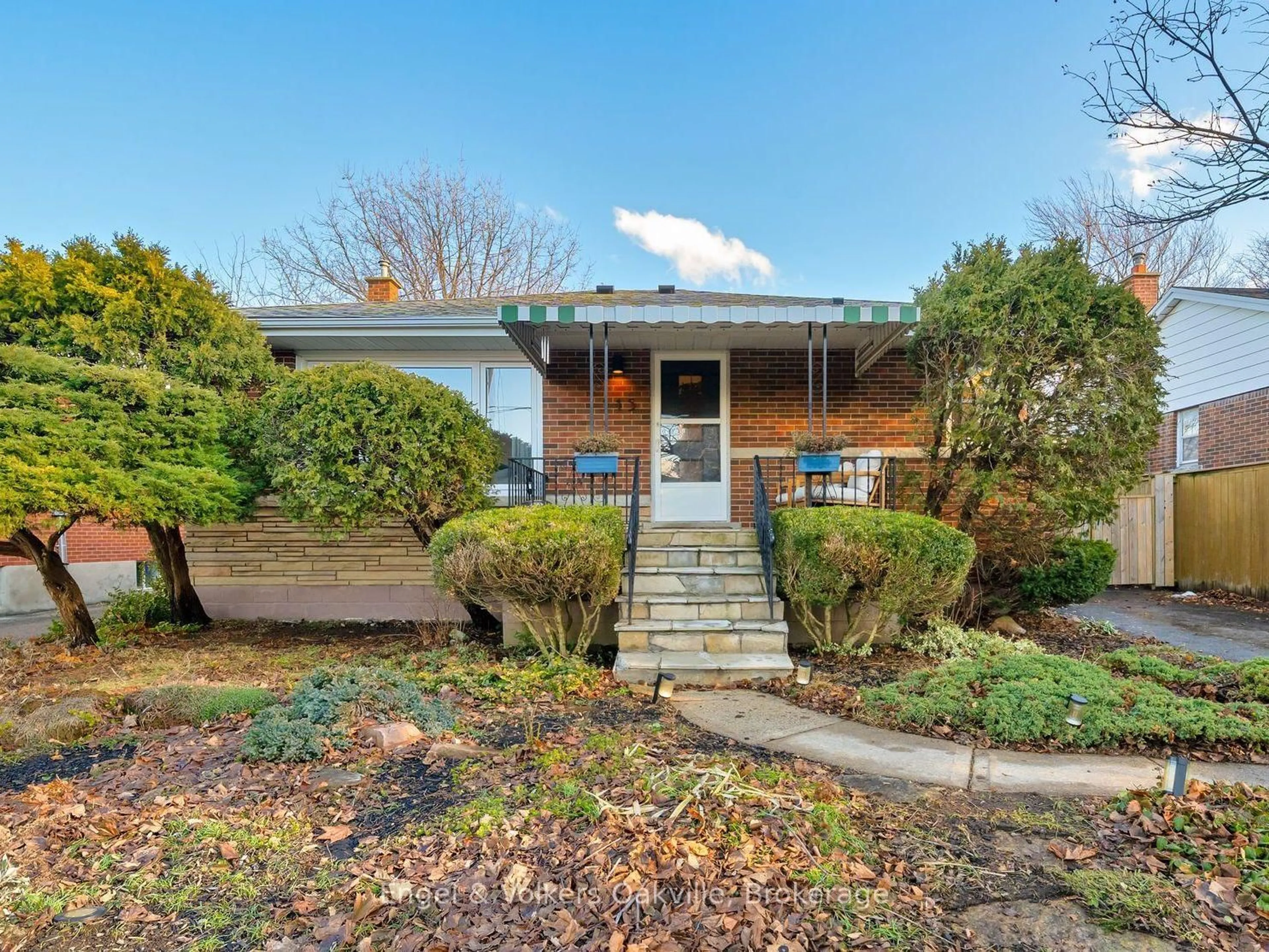 Unknown for 115 Welbourn Dr, Hamilton Ontario L9A 3N5