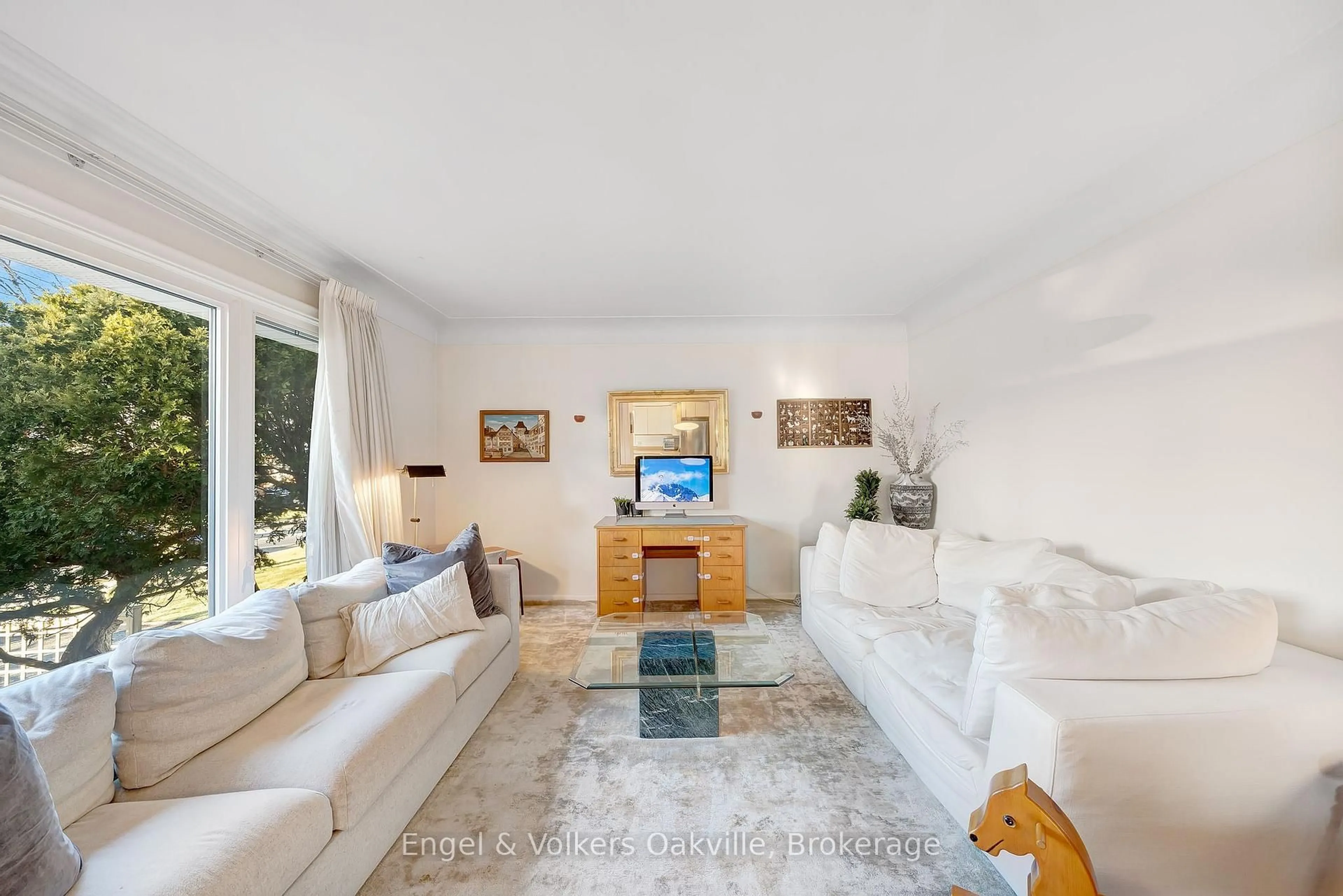 Living room with furniture, unknown for 115 Welbourn Dr, Hamilton Ontario L9A 3N5