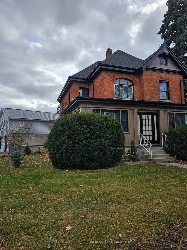 61 London Rd, Chatham-Kent 2