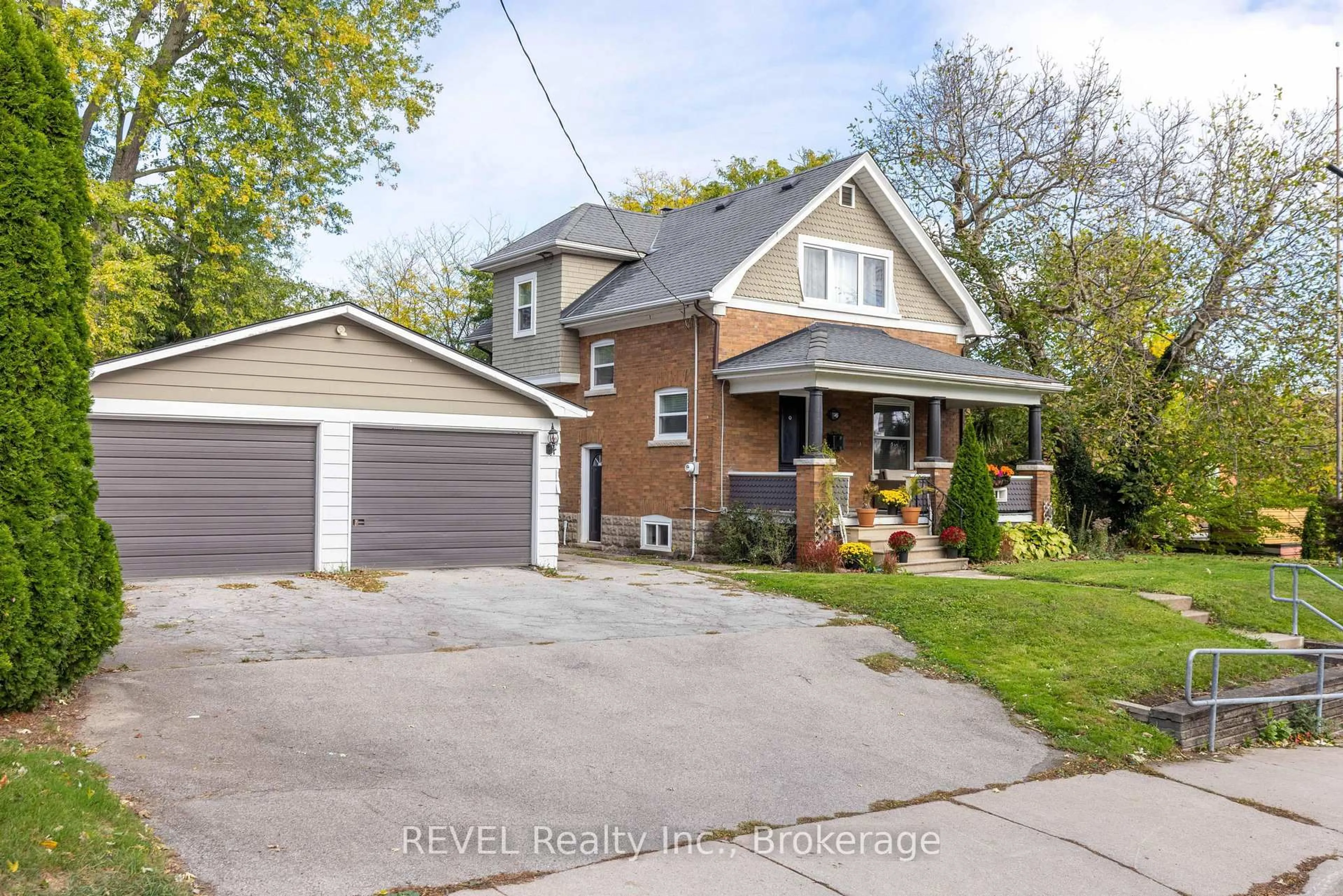 Home with brick exterior material, street for 10 Canal St, St. Catharines Ontario L2N 4S6