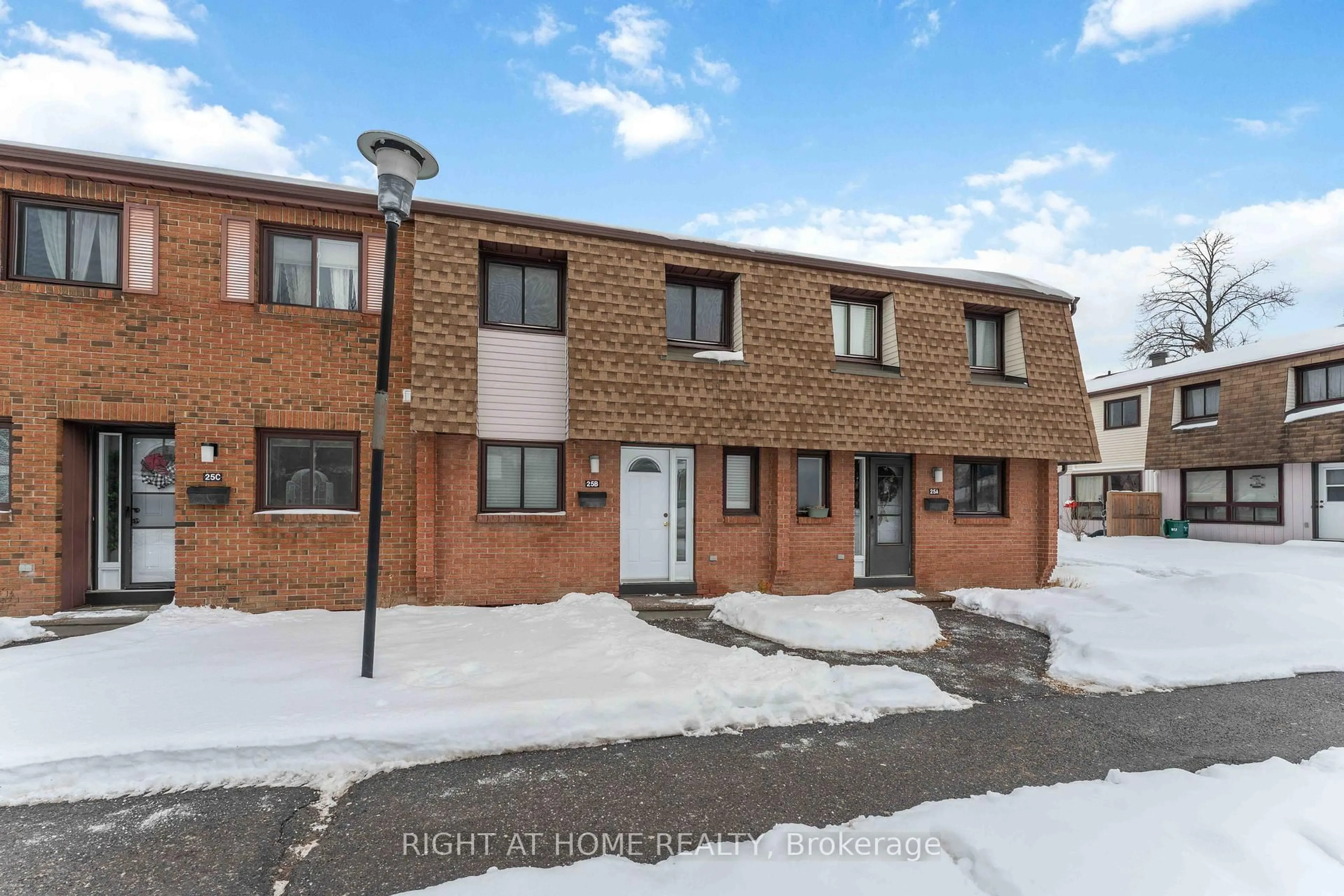 A pic from outside/outdoor area/front of a property/back of a property/a pic from drone, street for 25B Bertona St, Ottawa Ontario K2G 4G7