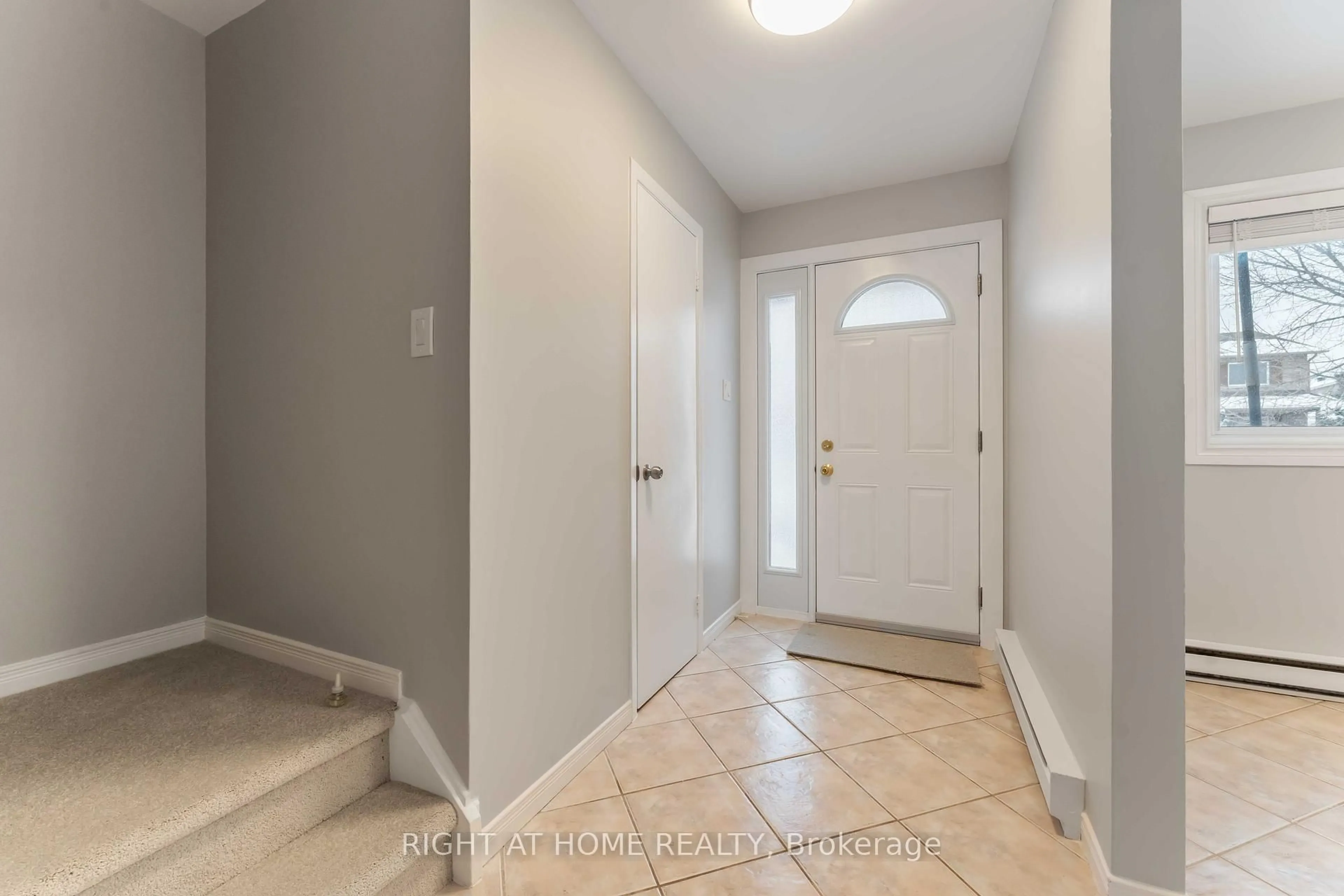 Indoor entryway for 25B Bertona St, Ottawa Ontario K2G 4G7
