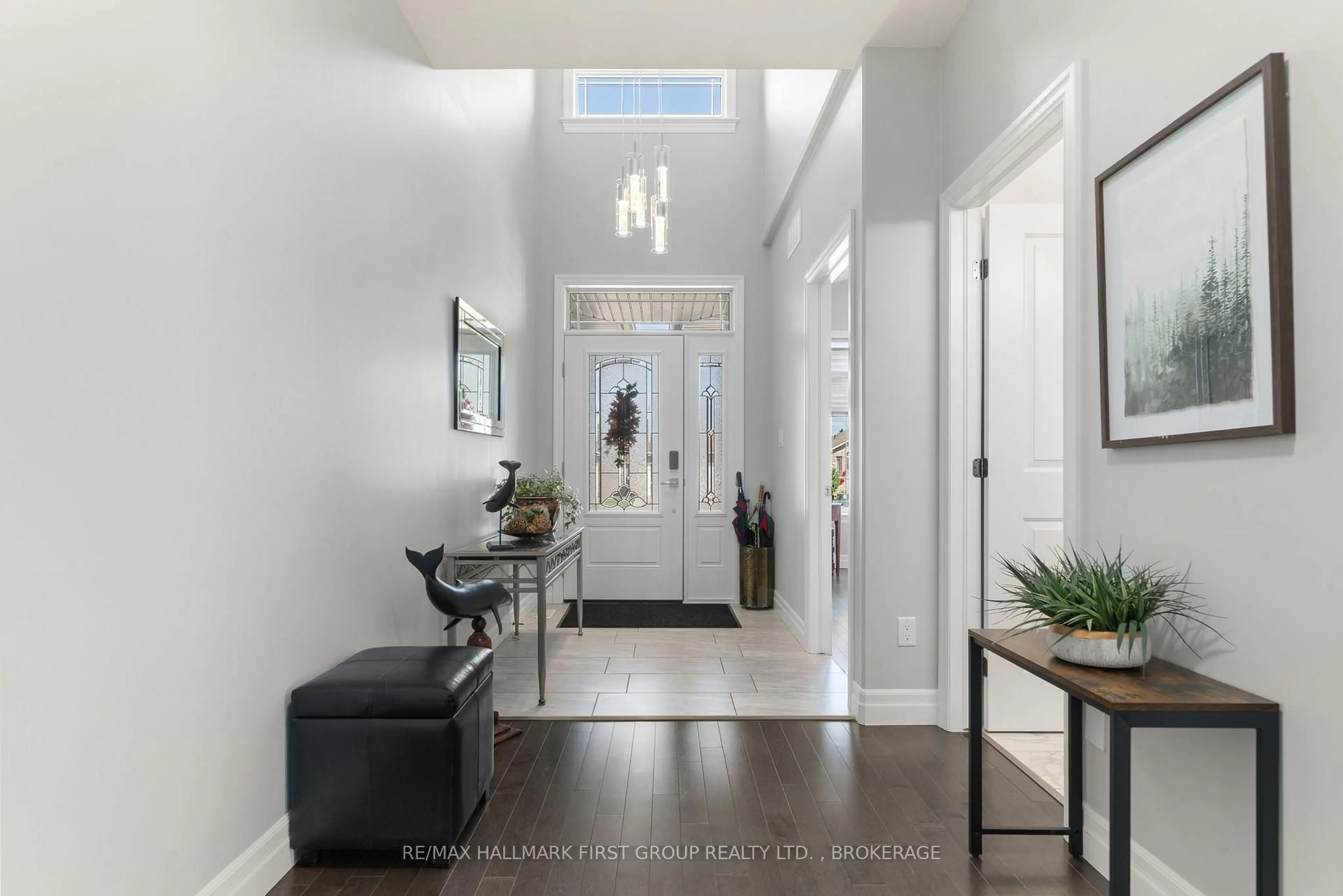 Indoor entryway for 146 Cherrywood Pkwy, Greater Napanee Ontario K7R 0C3