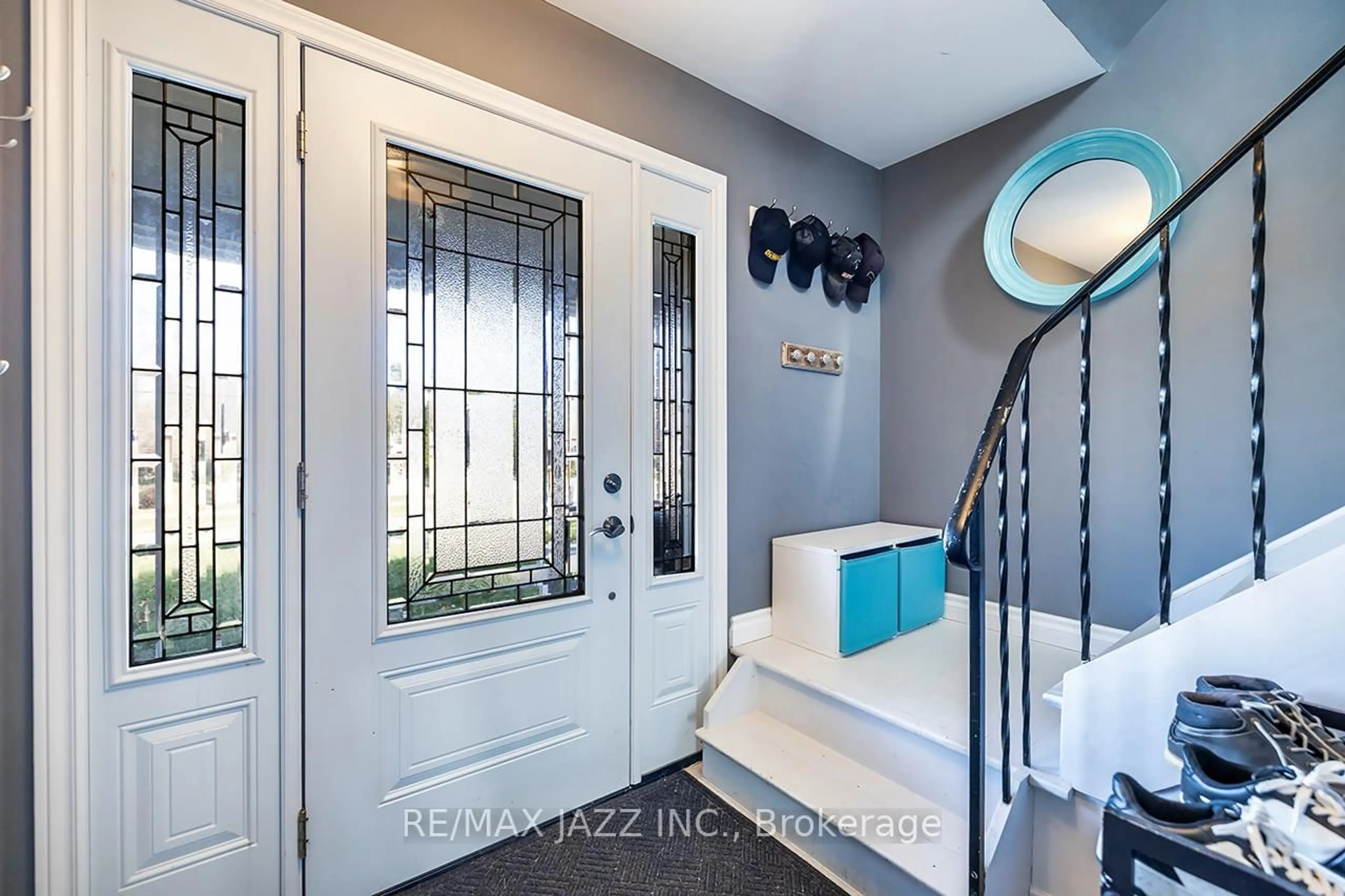 Indoor entryway for 149 Abbott Blvd, Cobourg Ontario K9A 4E5