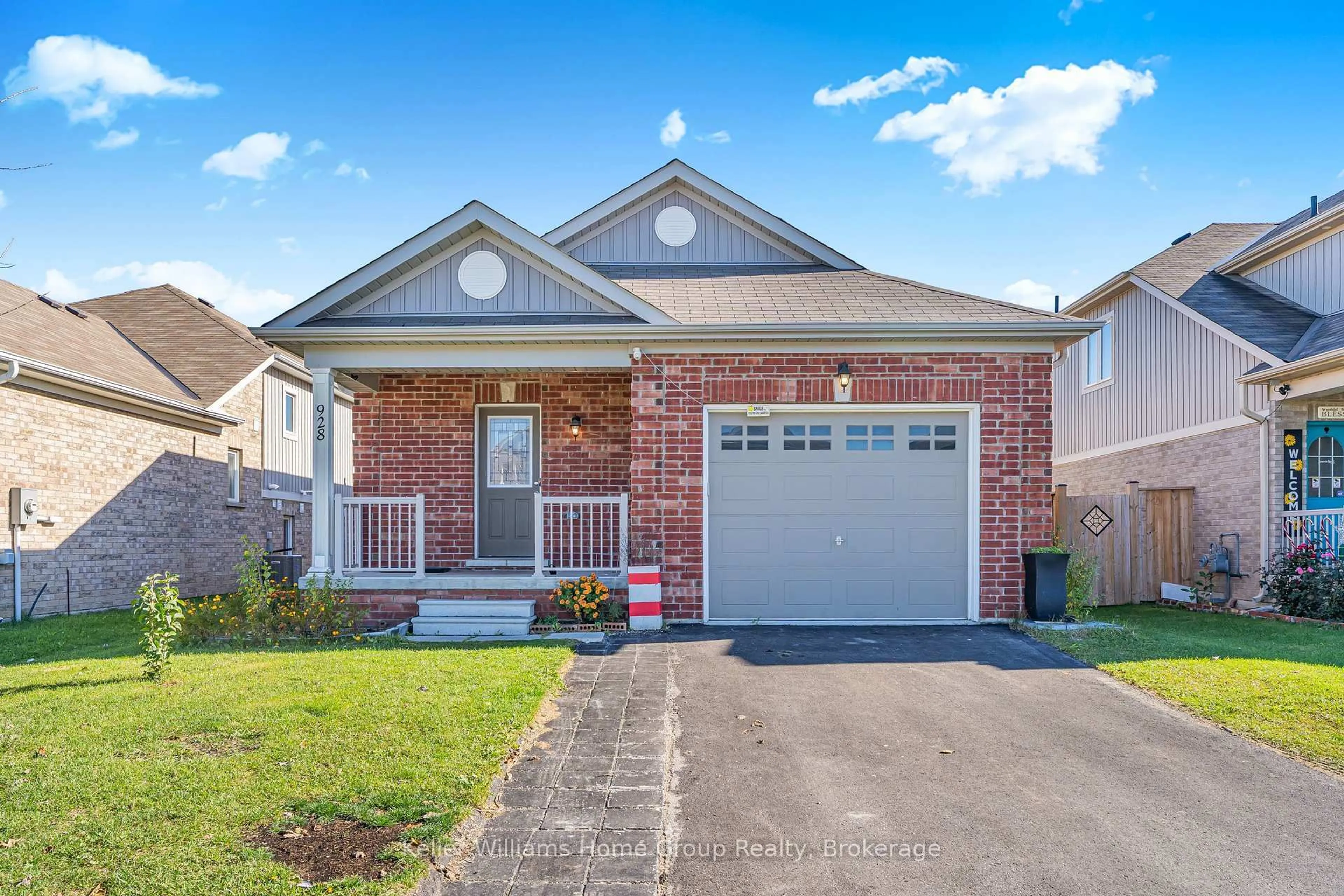 Home with brick exterior material, street for 928 Hannah Ave, North Perth Ontario N4W 0H7