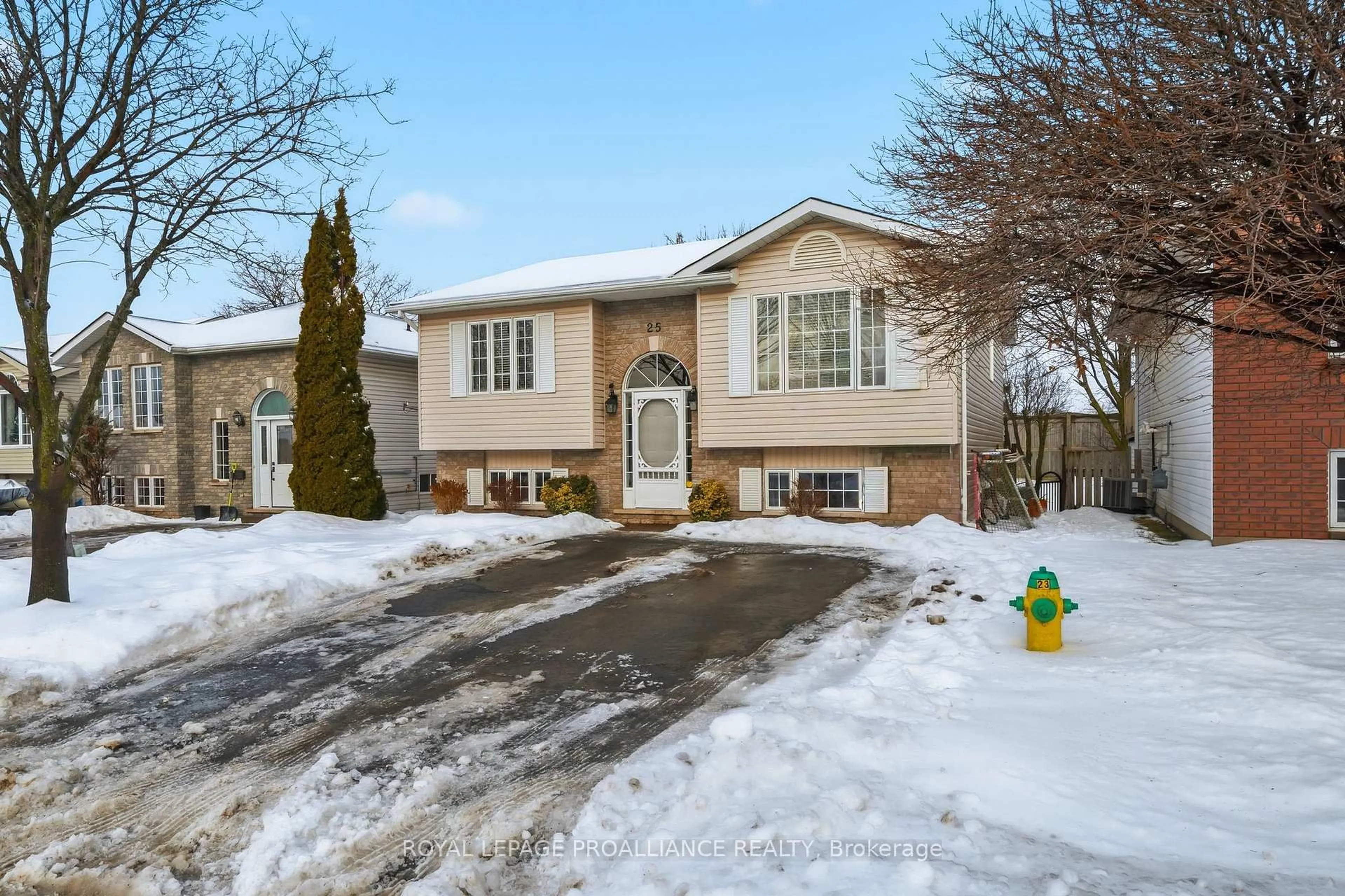 Home with brick exterior material, street for 25 Faraday Gdns, Belleville Ontario K8P 5J5