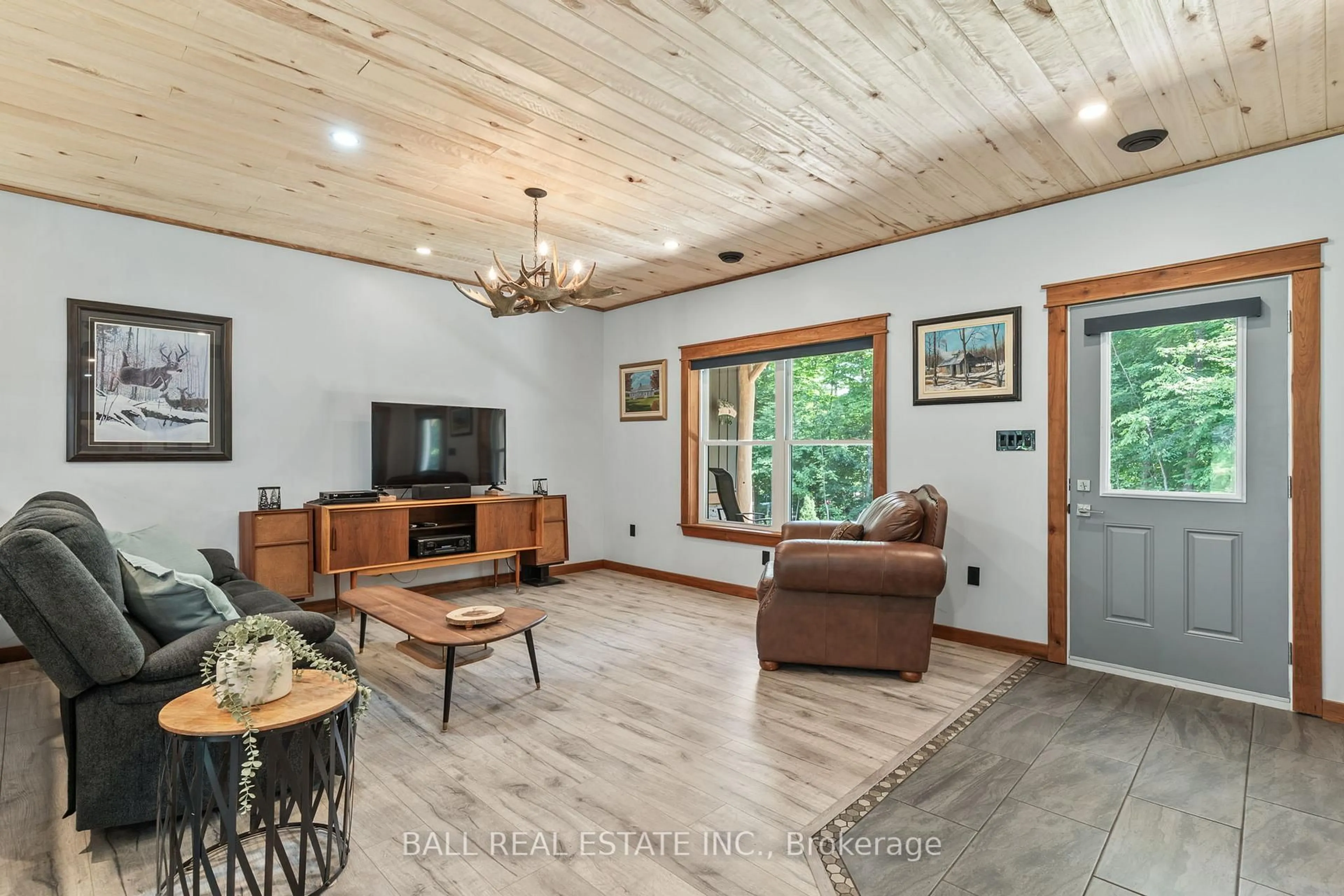 Living room with furniture, unknown for 2430 Hadlington Rd, Highlands East Ontario K0L 3C0